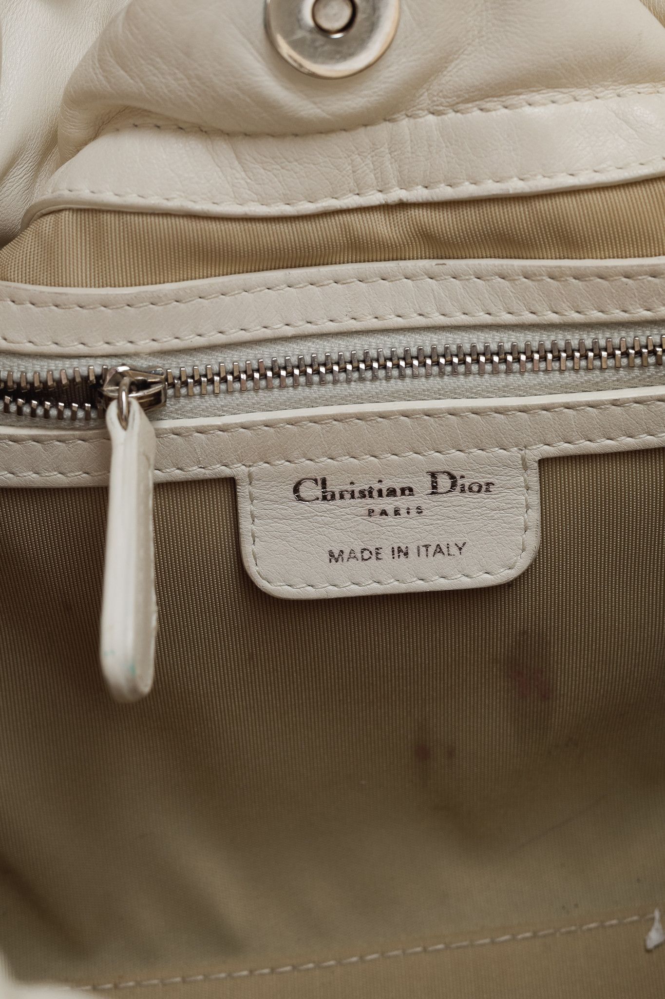 Dior Christian Dior Le Trente White Cannage Leather Ruffle Tote Size ONE SIZE - 12 Thumbnail