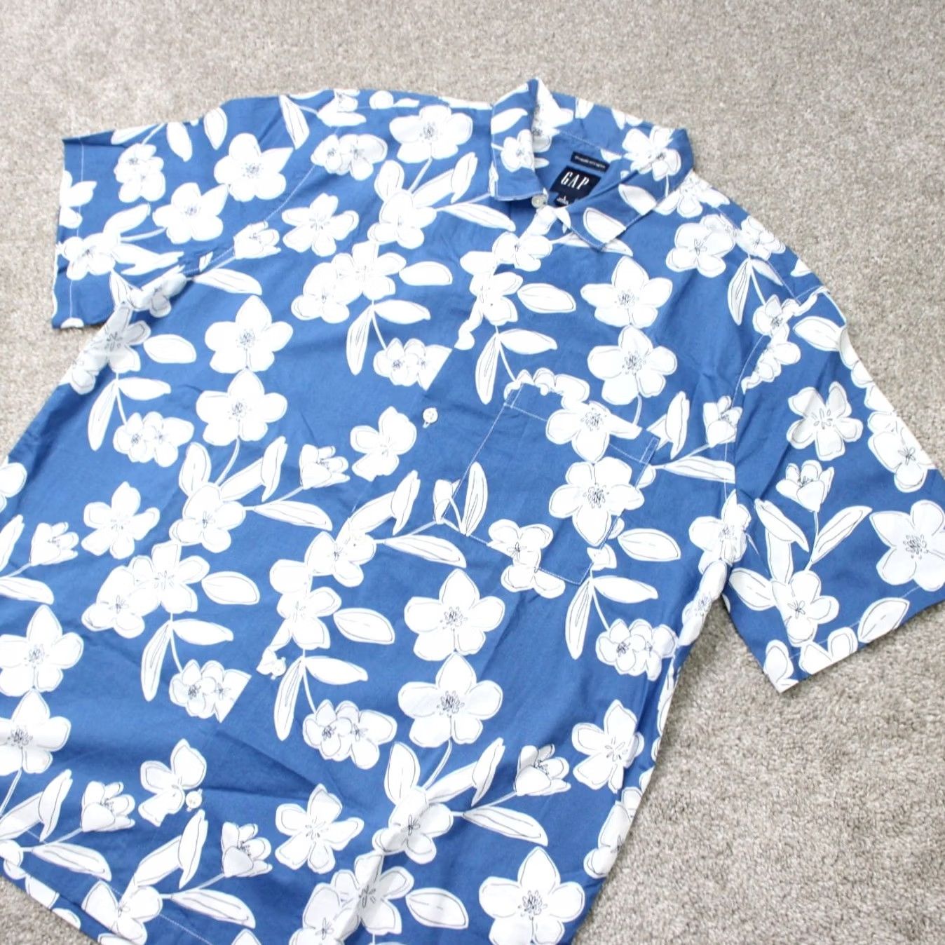 Gap GAP Shirt Mens Large Blue Floral Poplin Button-Up Short Sleeve Regular Fit Tropical Style Size US L / EU 52-54 / 3 - 3 Thumbnail