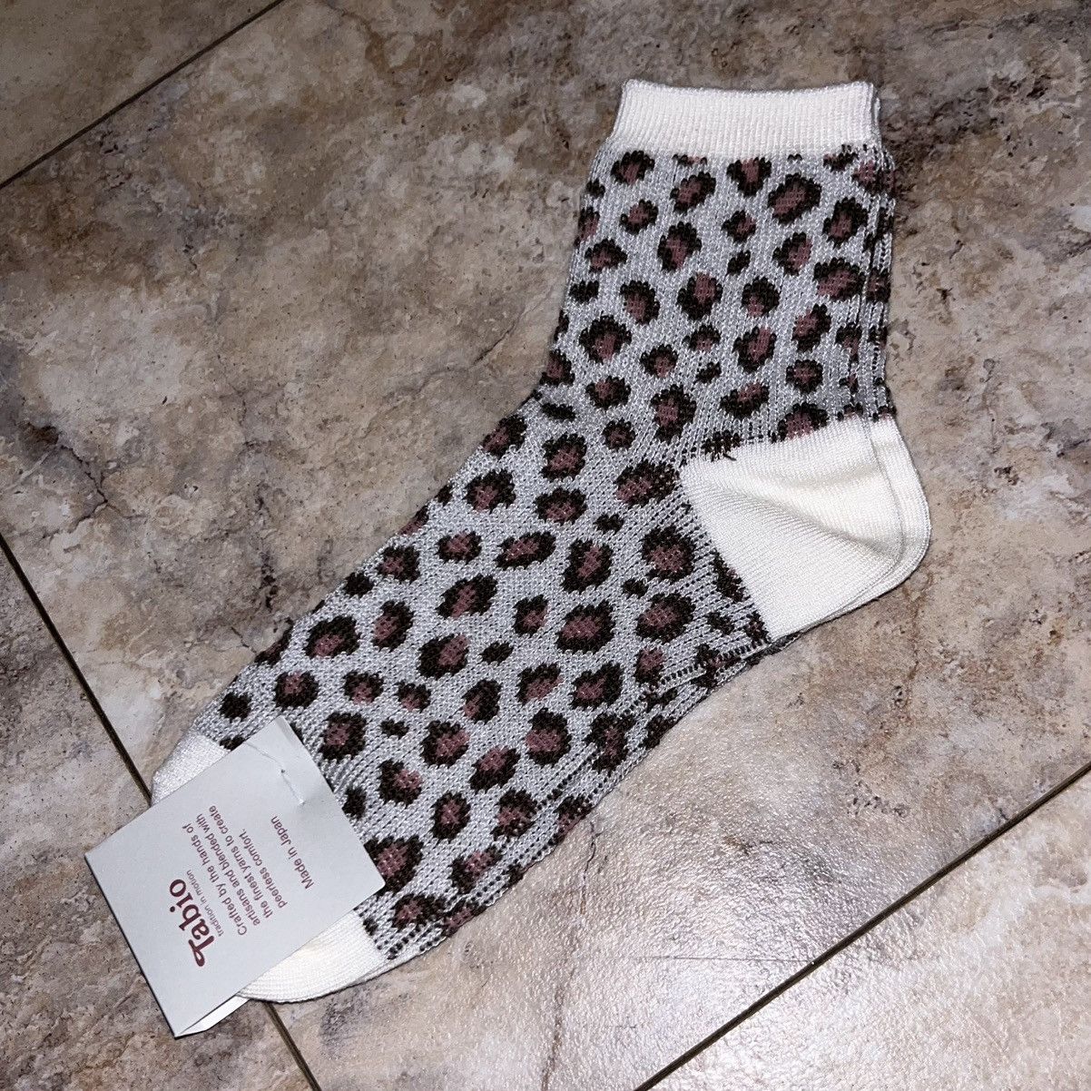 Other Tabio Leopard Pattern Wool Blend Low Crew Socks Beige Japan Size ONE SIZE - 1 Thumbnail