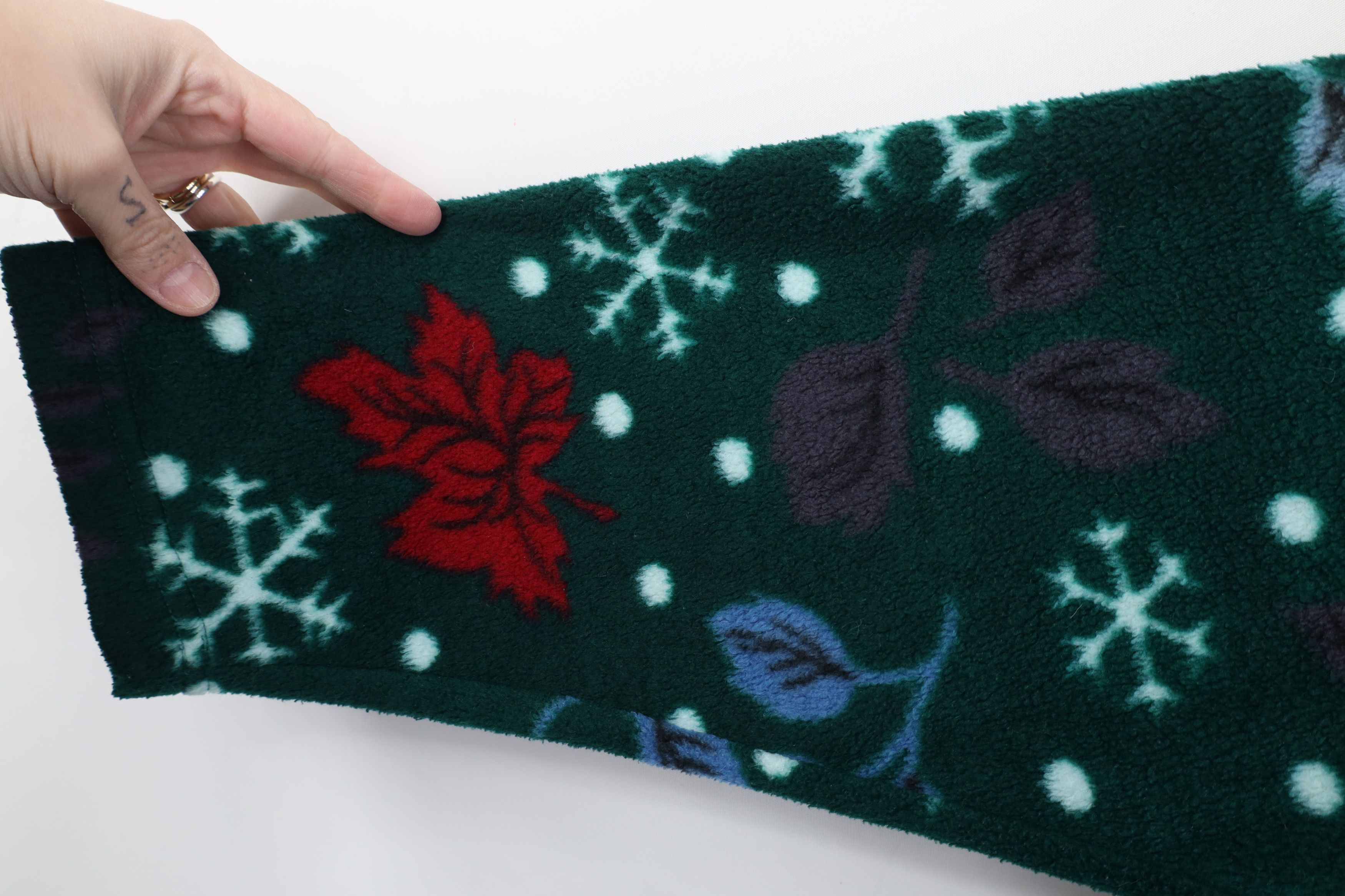 Vintage Vintage 90s Streetwear Leaf All Over Print Fleece Sweater Size L / US 10 / IT 46 - 7 Thumbnail