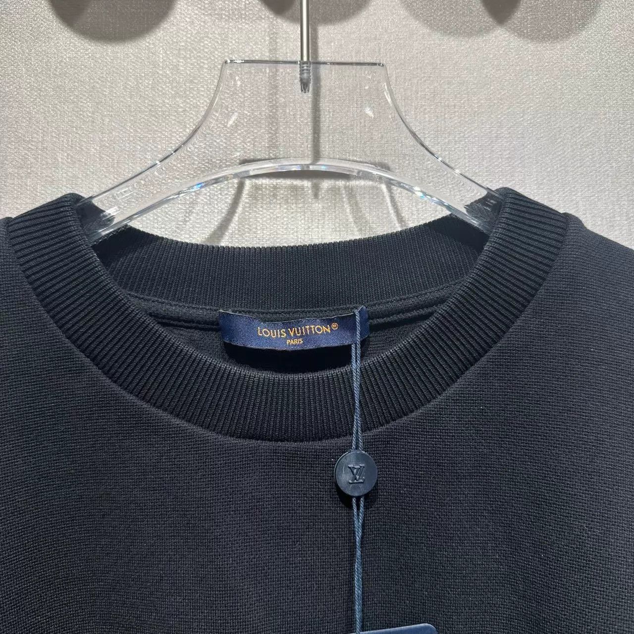 Louis Vuitton LV Black Pocket Monogram Back Full Print Short Sleeve T-Shirt L Size US L / EU 52-54 / 3 - 5 Thumbnail