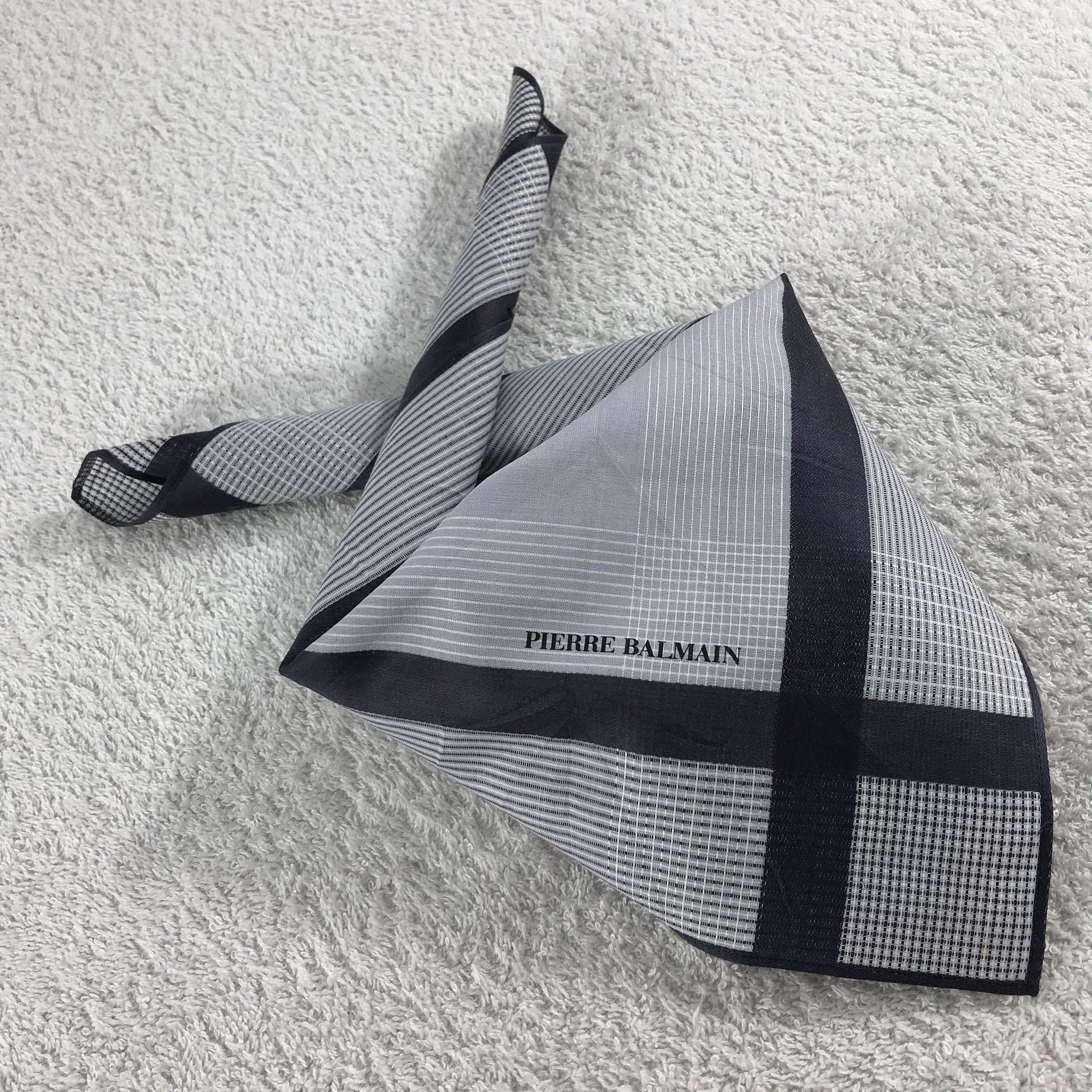 Pierre Balmain × Vintage Pierre Balmain Bandana / Handkerchief / Neckerchief - S259 Size ONE SIZE - 4 Thumbnail