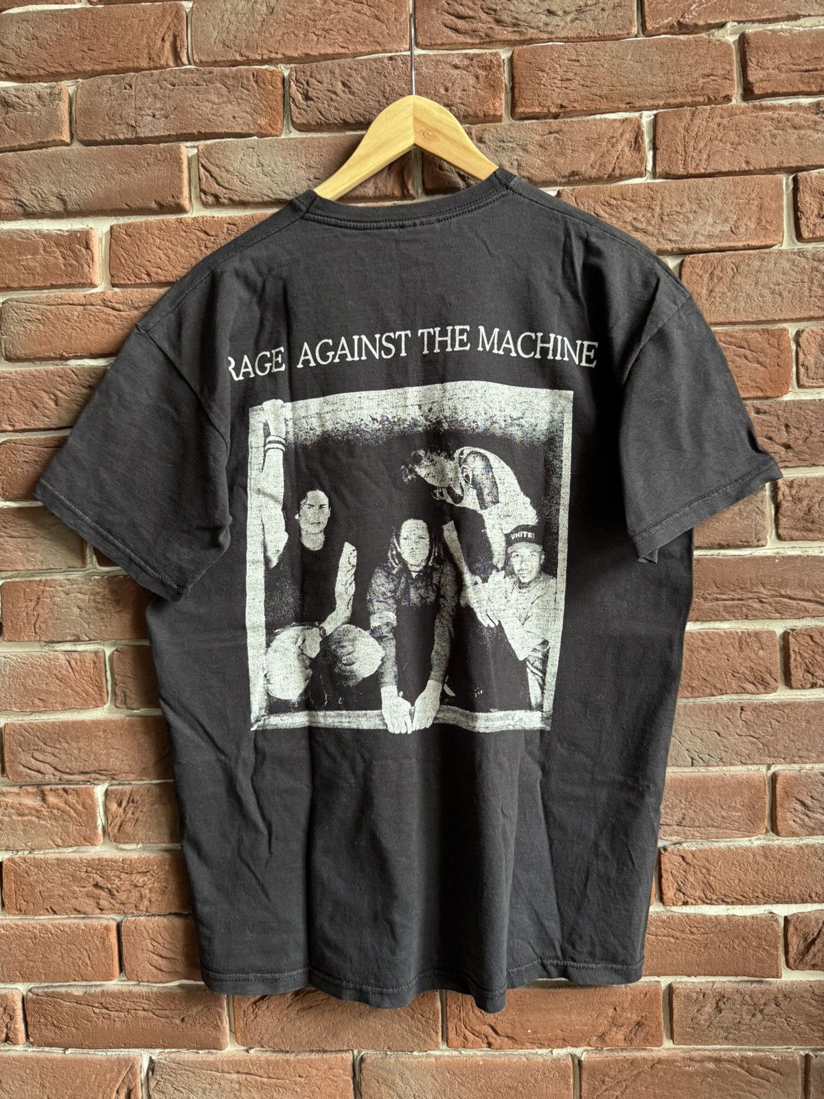 Band Tees 00s Rage Against the Machine The battle Nu Metal Band Tee Size US M / EU 48-50 / 2 - 1 Thumbnail