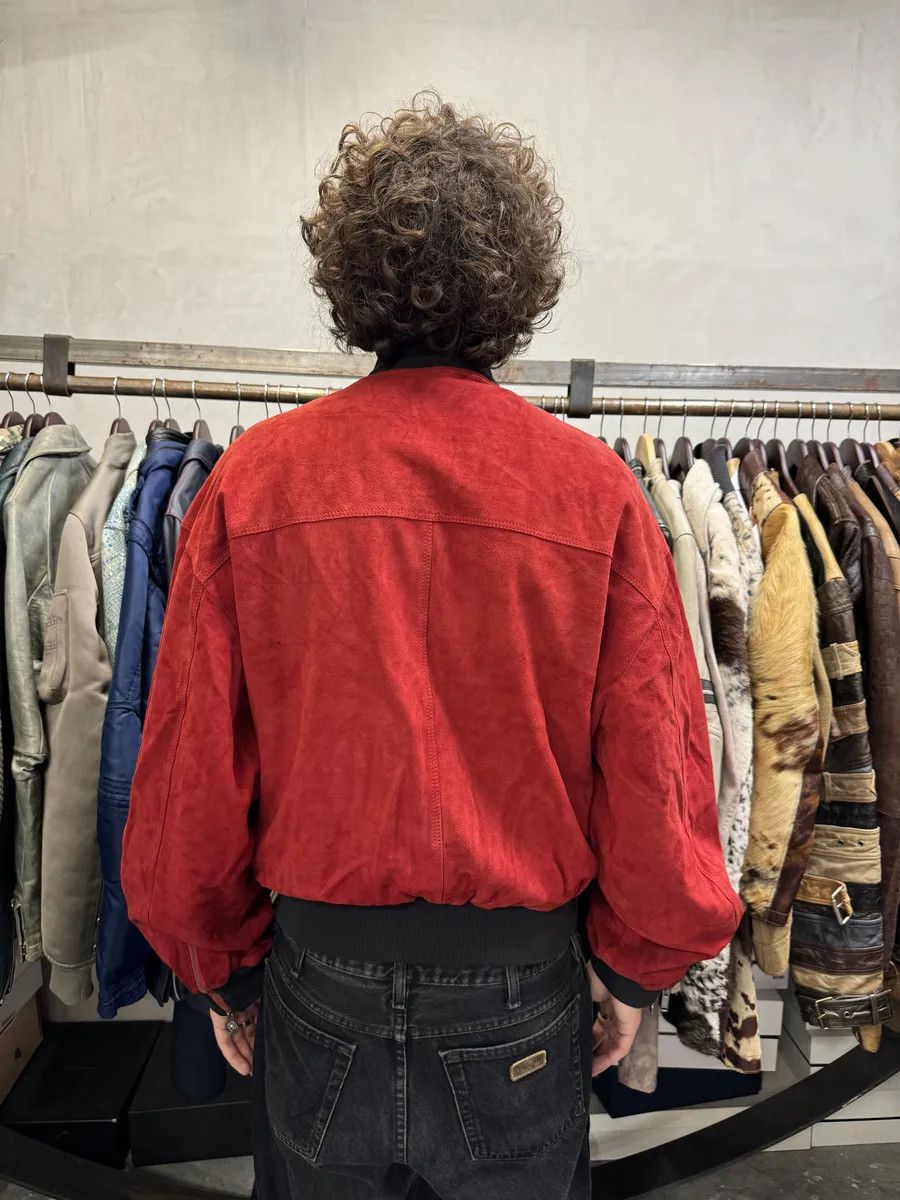 Versace 2000s Versace Red Leather Bomber Jacket Size US M / EU 48-50 / 2 - 4 Thumbnail