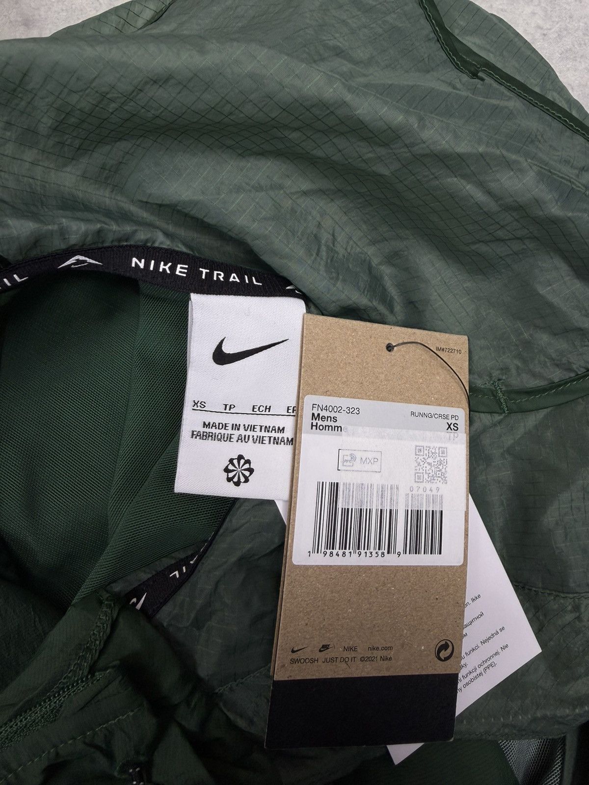 Nike Nike Trail Aireez Running Jacket Men’s Size XS Size US XS / EU 42 / 0 - 8 Thumbnail