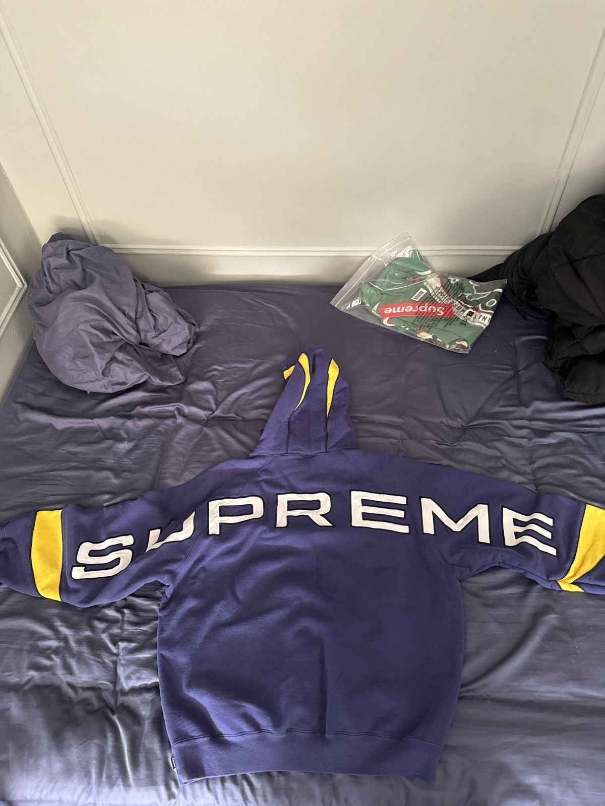 Supreme Paneled Hooded Sweatshirt Size US M / EU 48-50 / 2 - 2 Thumbnail