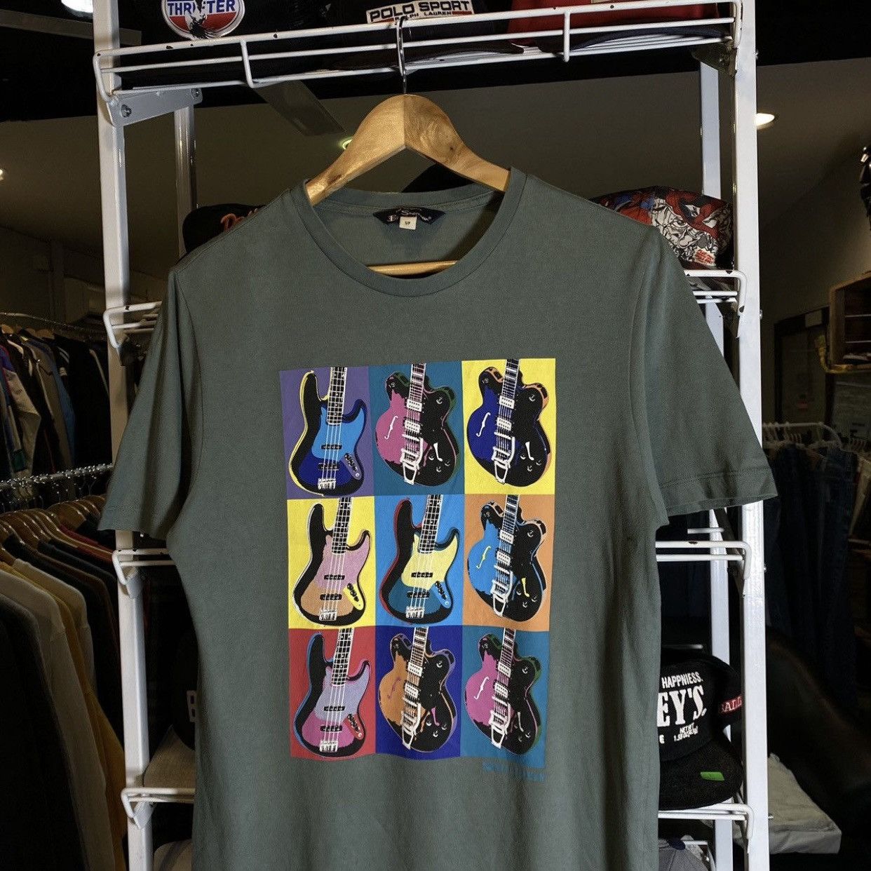 Ben Sherman Ben Sherman Casual Guitar Art Designer Tee Size US S / EU 44-46 / 1 - 3 Thumbnail