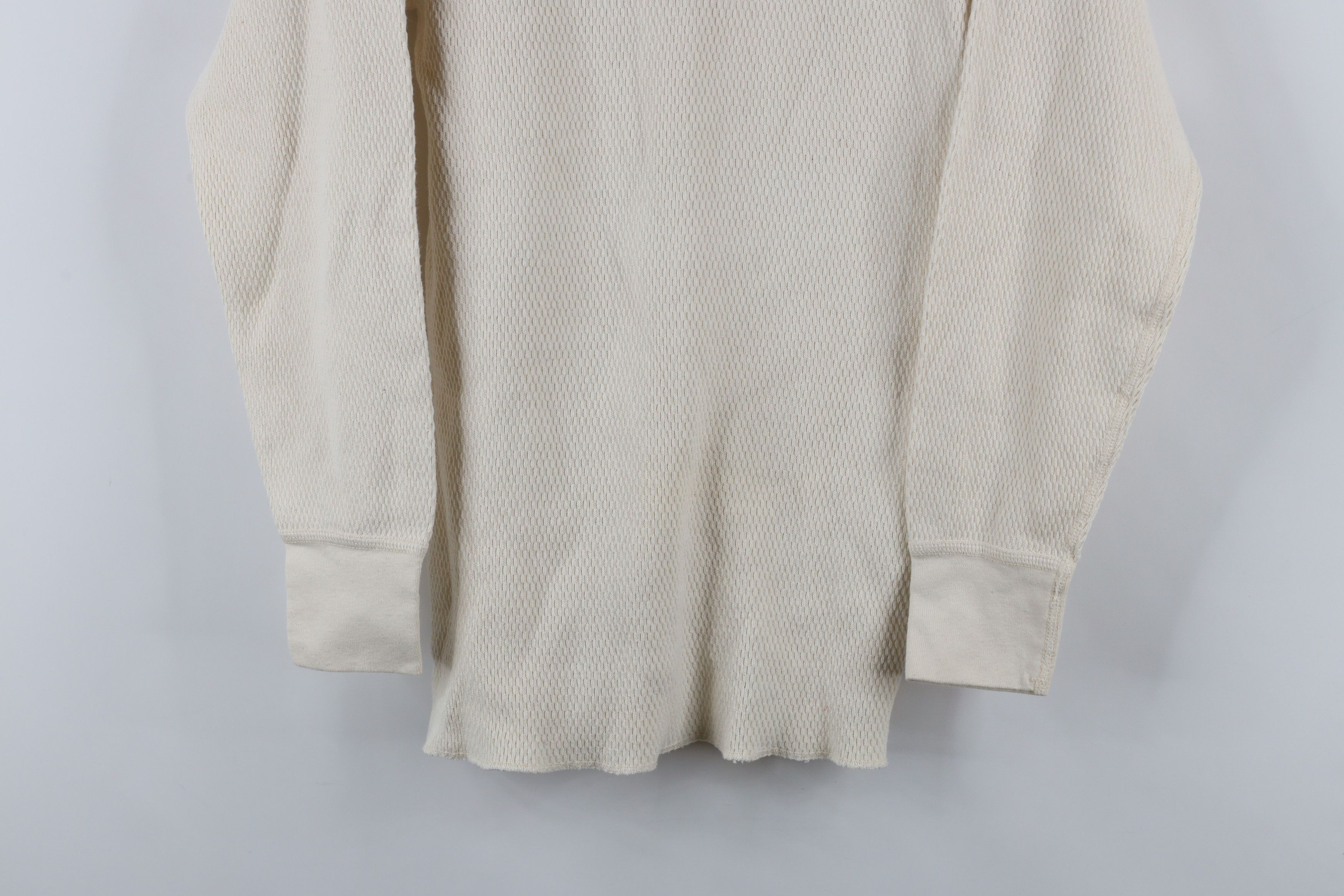 Vintage Vintage 90s Streetwear Thermal Waffle Knit T-Shirt USA Size US M / EU 48-50 / 2 - 3 Thumbnail