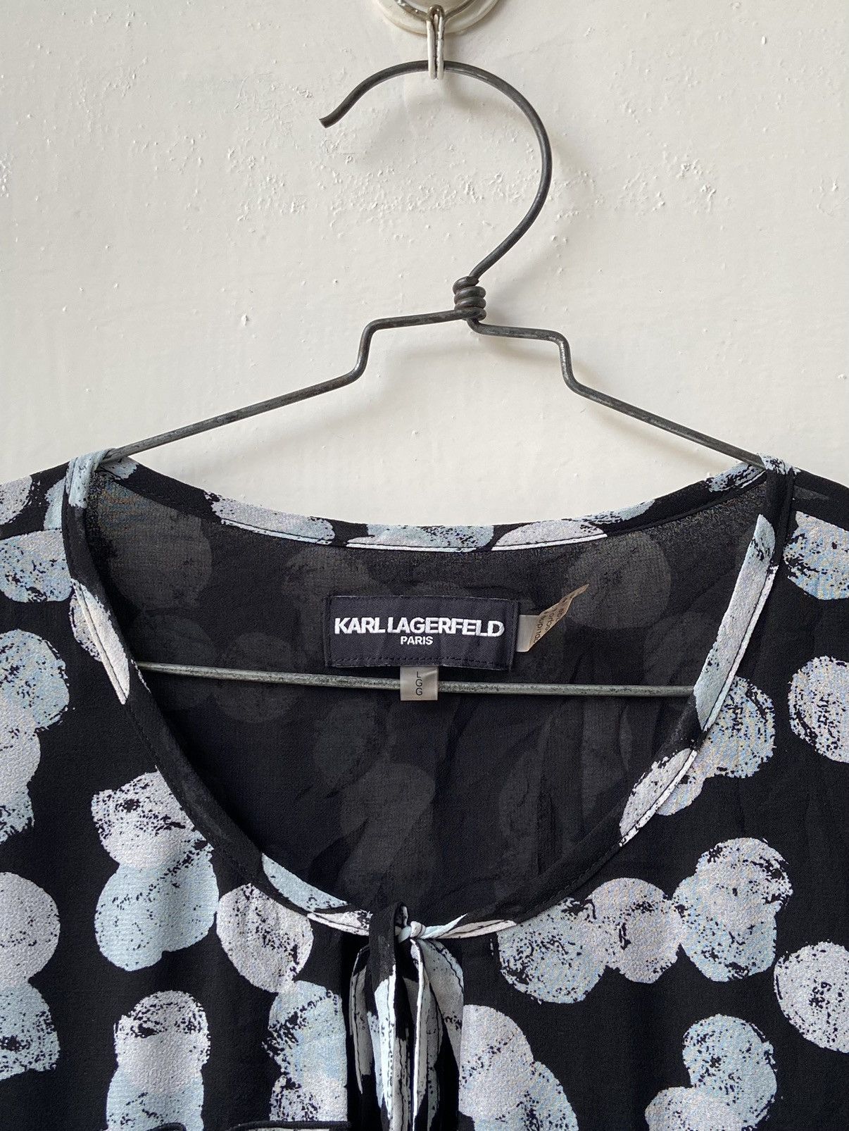 Karl Lagerfeld KARL LAGERFELD Motive Blouse Size S / US 4 / IT 40 - 14 Thumbnail