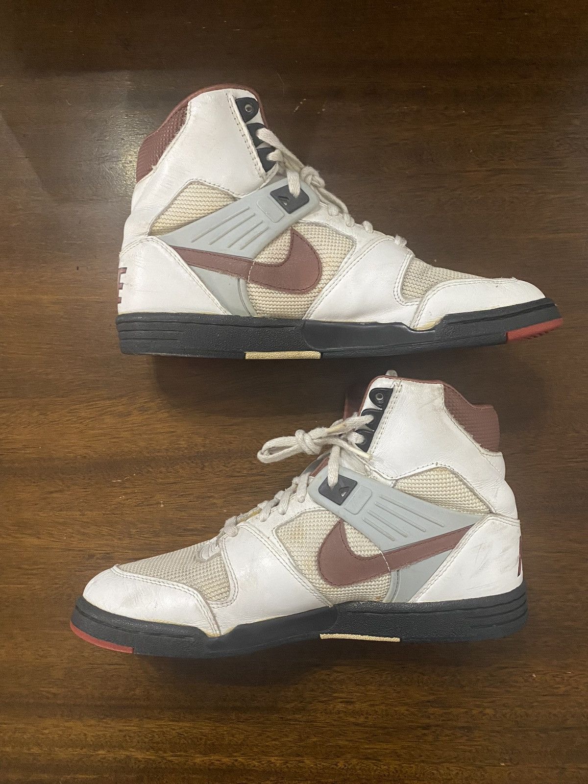 Nike Vintage 1989 Nike Mako SX Turf High/Sz 8.5/890203FT1/RARE Size US 8.5 / EU 41-42 - 12 Thumbnail