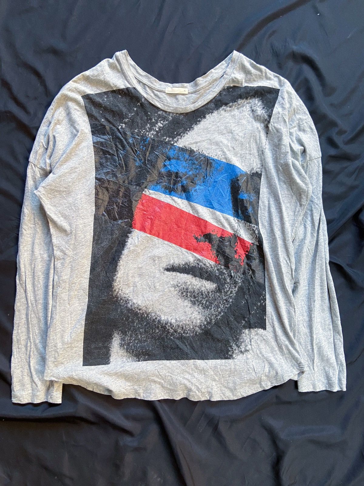 Beauty Beast ART GIRL PHOTO LONG SLEEVE Size US L / EU 52-54 / 3 - 1 Thumbnail
