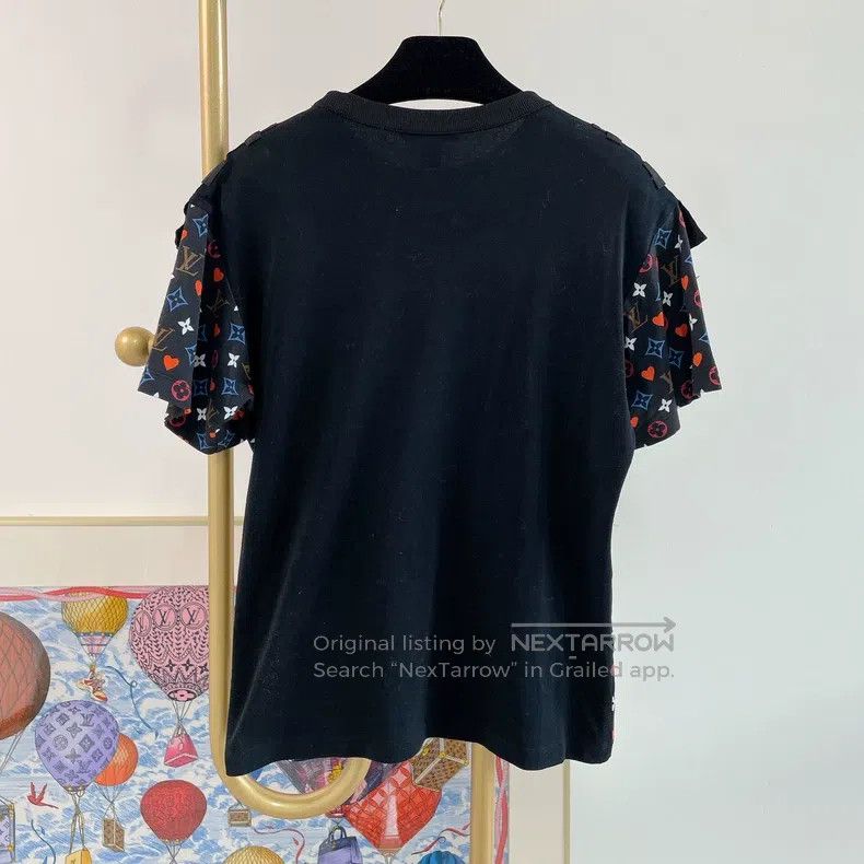 Louis Vuitton Louis Vuitton Full logo T-shirt Size M / US 6-8 / IT 42-44 - 2 Thumbnail