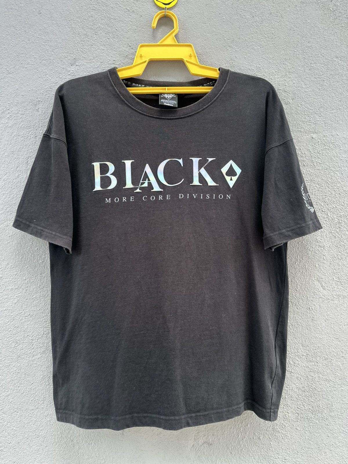 Ron Jon Surf Shop Thrashed Hard Core Surf Black More Core Davision Sun Faded T Size US M / EU 48-50 / 2 - 1 Thumbnail