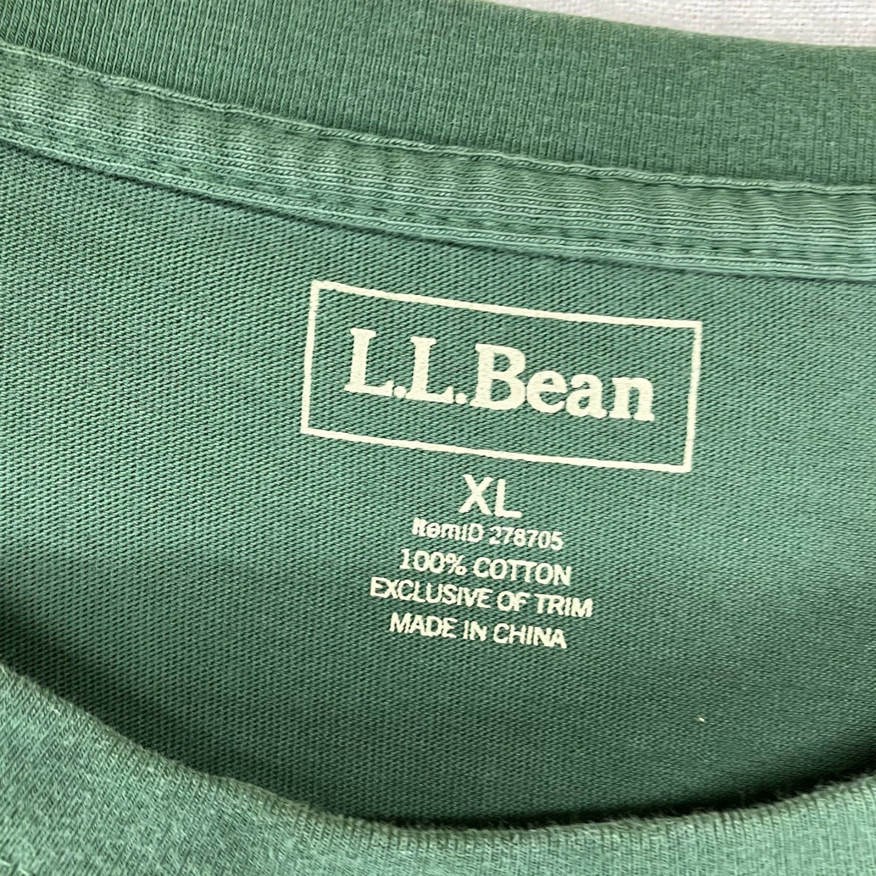 Vintage L.L. Bean T Shirt 2012 Forest Green Mens XL Cotton Crew Neck Logo 100 Years of Dry Feet Vintage? Size US XL / EU 56 / 4 - 5 Thumbnail