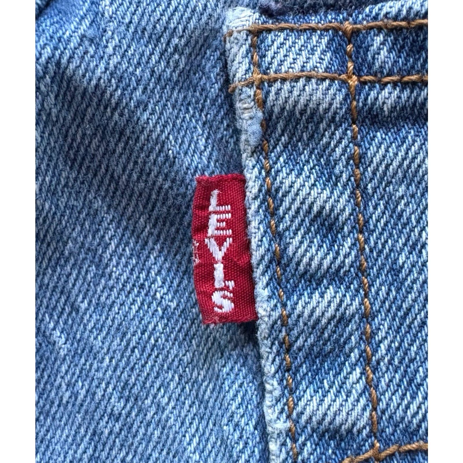 VINTAGE levi's premium denim wedgie cut jeans Medium wash Womens 25 GUC
