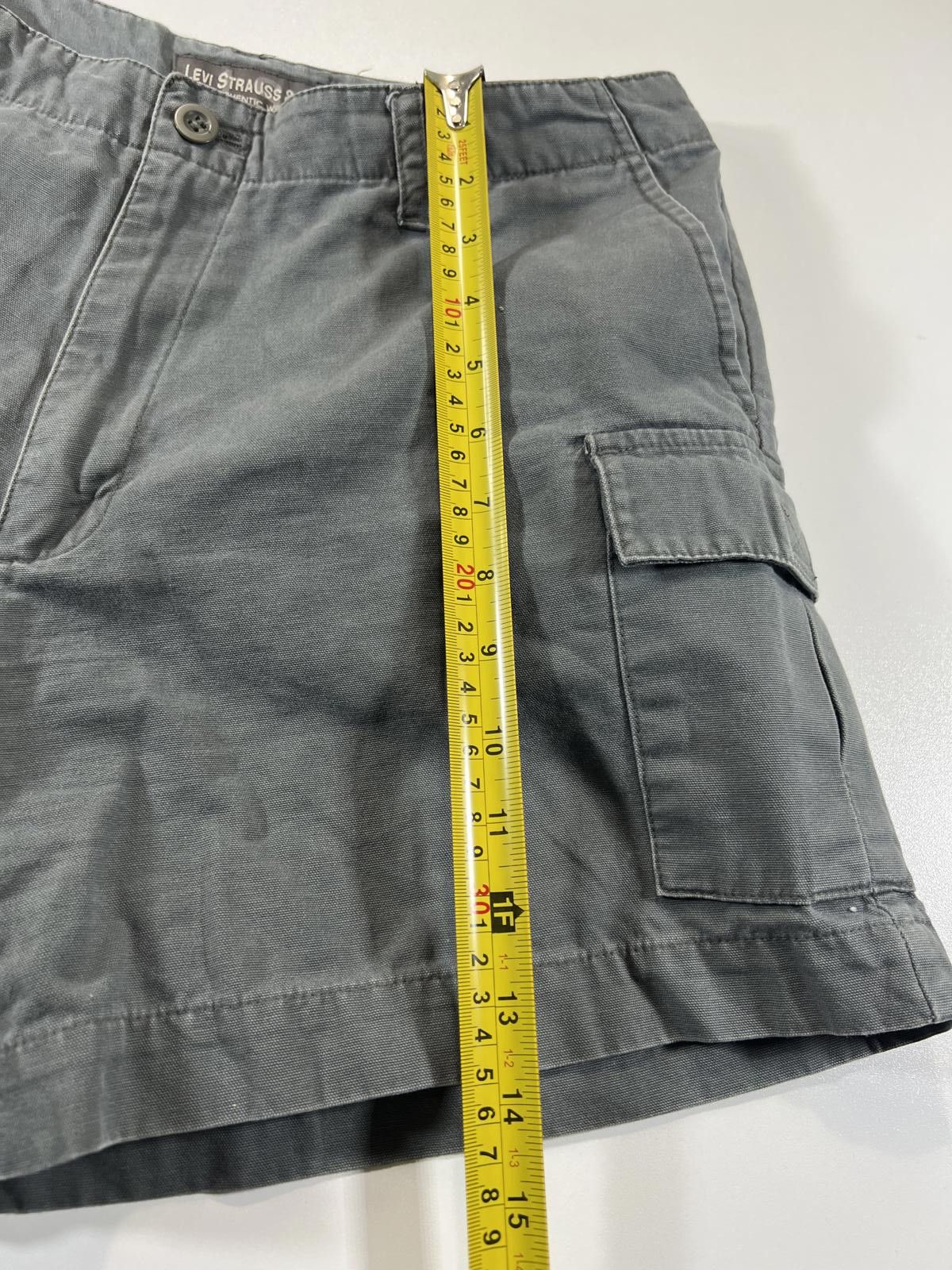 Old Navy Vintage Levi’s Men's Gray Cargo Shorts Size 33 Size US 31 - 5 Thumbnail