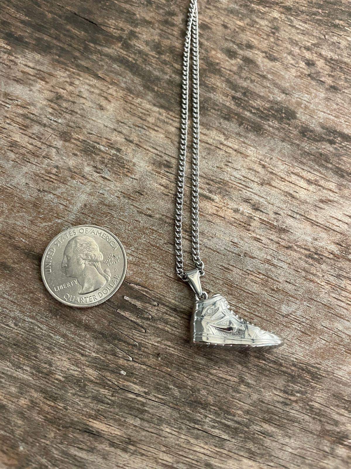 Other NIKE AIR JORDAN SNEAKER SILVER NECKLACE PENDANT 20" STAINLES Size ONE SIZE - 2 Thumbnail