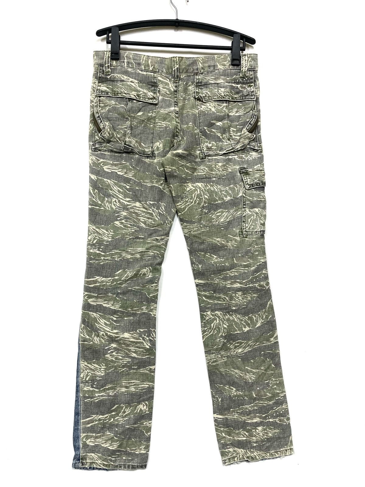 If Six Was Nine G.O.A design camo plus jeans by Semanticdesign Size US 34 / EU 50 - 7 Thumbnail