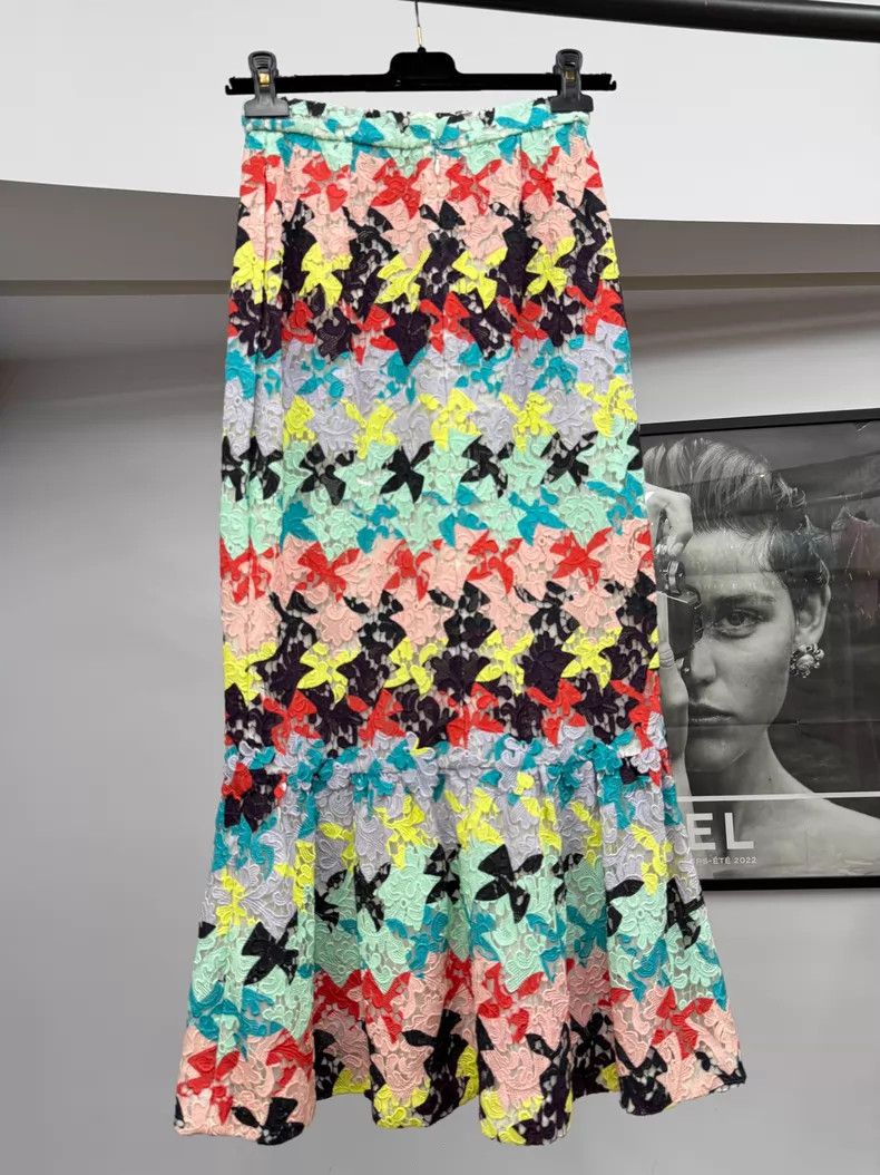 Chanel Chanel Cuban series colorful skirt Size 42" / US 20 - 3 Thumbnail
