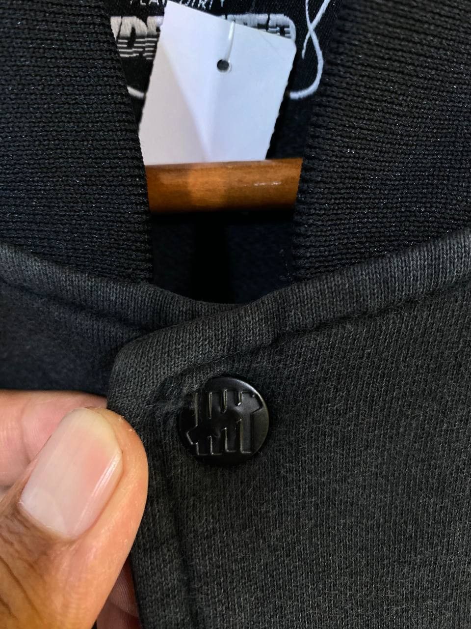 Undefeated undefeated black jacket spell out backhit nice design Size US M / EU 48-50 / 2 - 4 Thumbnail