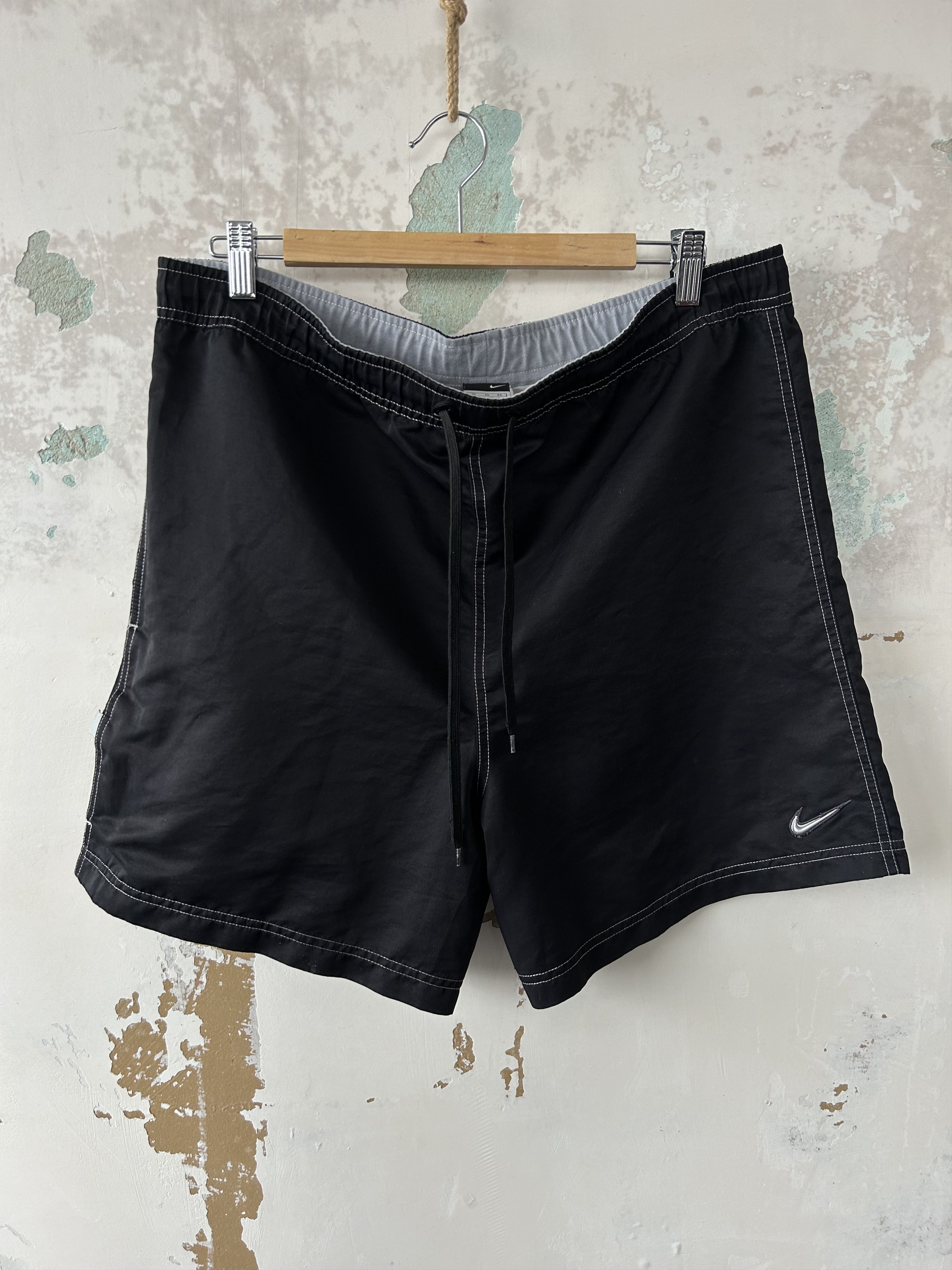 Nike × Vintage Vintage Nike shorts streetwear swoosh casual y2k Size US 36 / EU 52 - 1 Thumbnail