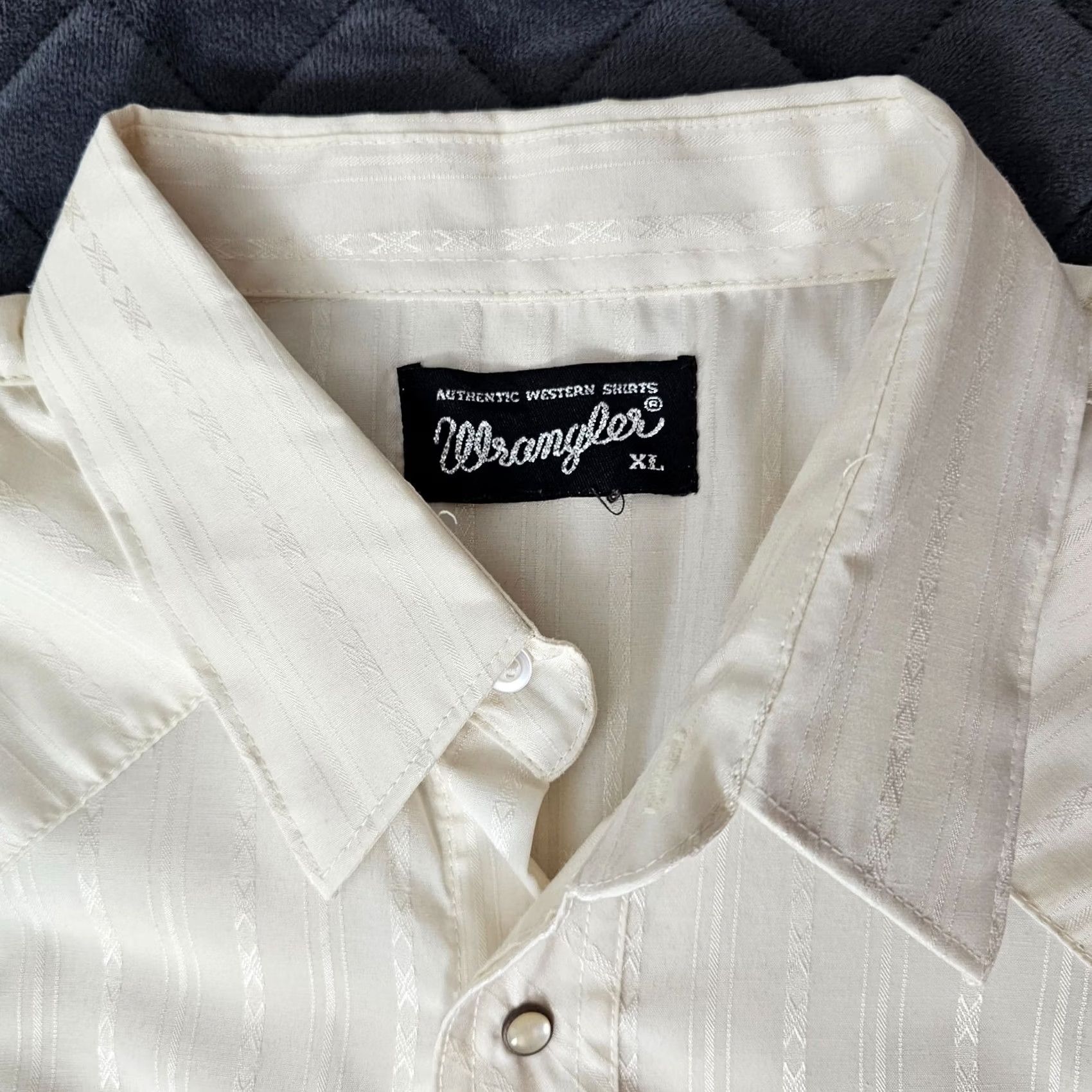 Wrangler VINTAGE Wrangler Western Shirt Men's XL White Pearl Snap Embellished Button-Up Collared Long Sleeve Cowboy Retro Classic Wranger? Size US XL / EU 56 / 4 - 2 Thumbnail