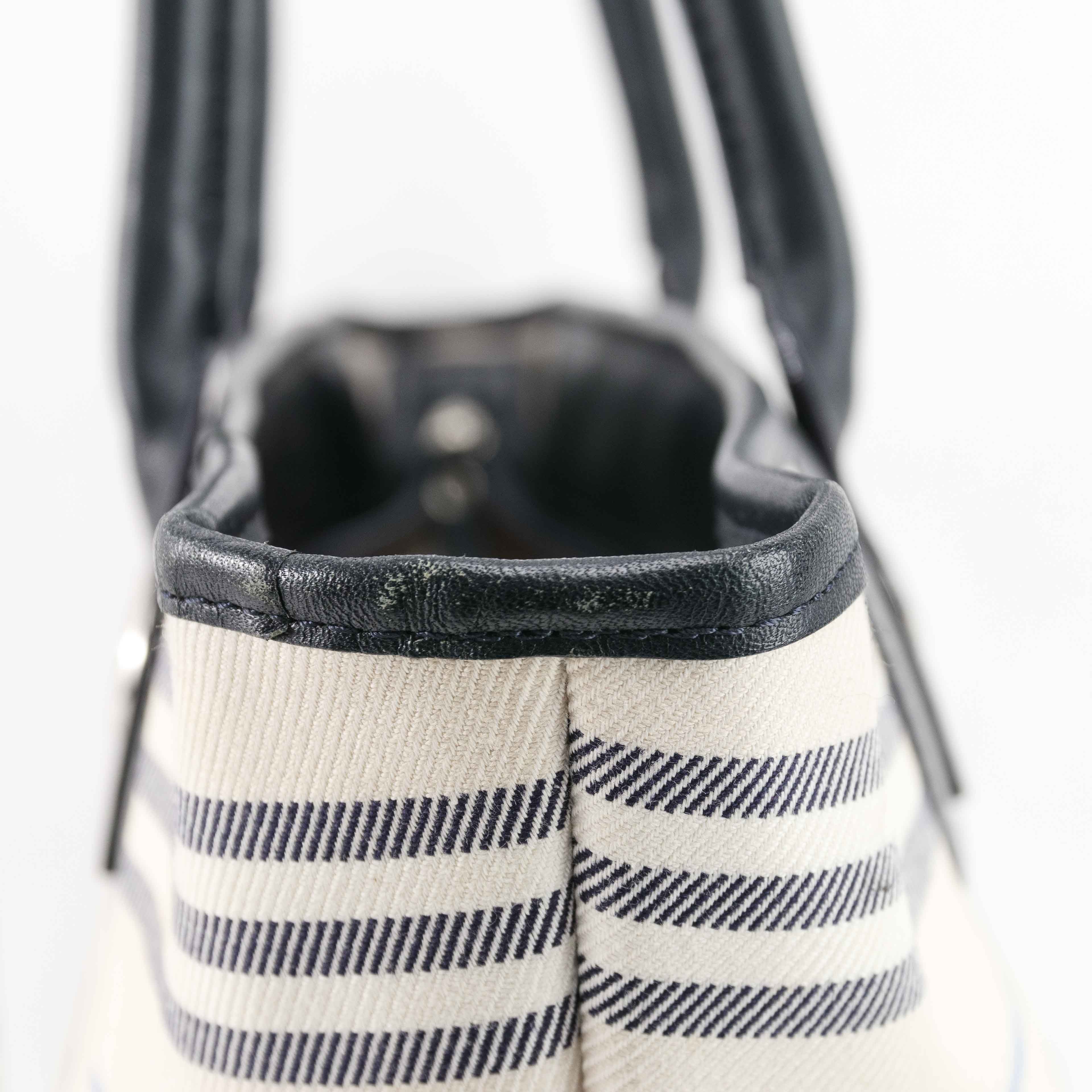 Burberry Burberry Striped Canvas Leather Tote Bag Size ONE SIZE - 13 Thumbnail
