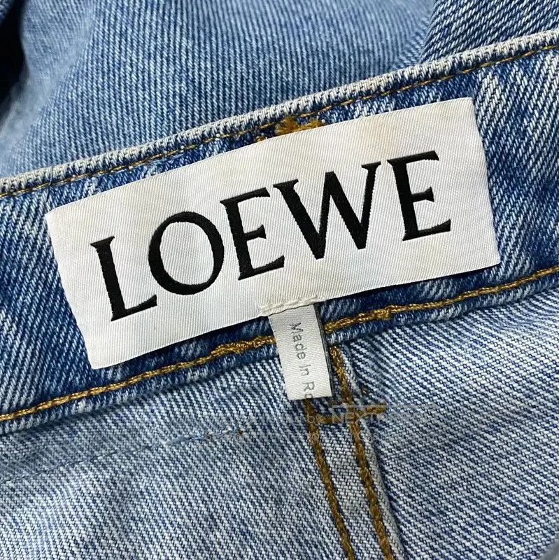 Loewe Loewe Blue Denim Pants for Women . Size 28" / US 6 / IT 42 - 7 Thumbnail