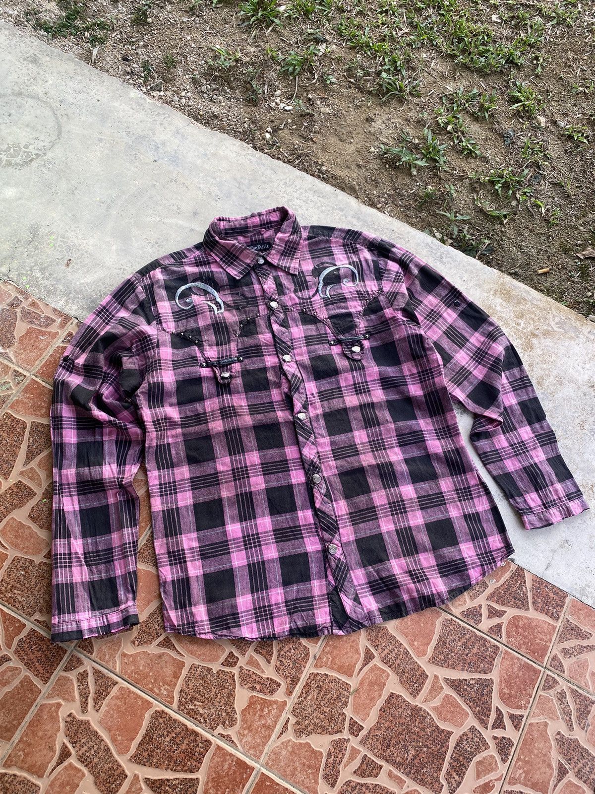 In The Attic 🔥 distressed 🔥 In The Attic Shirt Punk Design Size XL / US 12-14 / IT 48-50 - 1 Thumbnail
