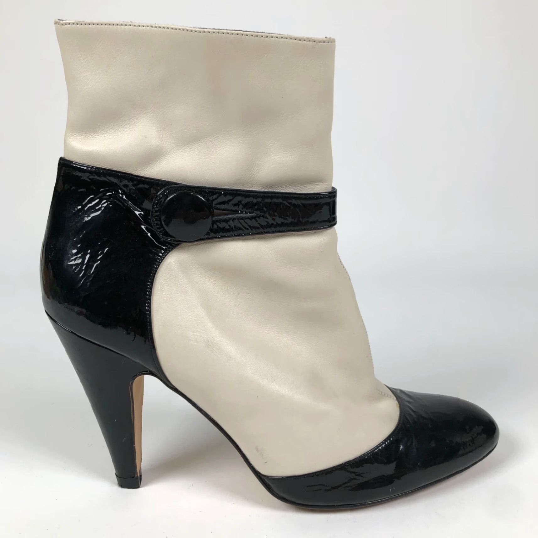 Vintage Allanah Hill Boots Womens Size 8.5 US 39 Black Leather Side Zip Ankle Heel Stiletto Pointed Toe Casual Formal City Baroque 90s? Size US 9 / IT 39 - 4 Thumbnail