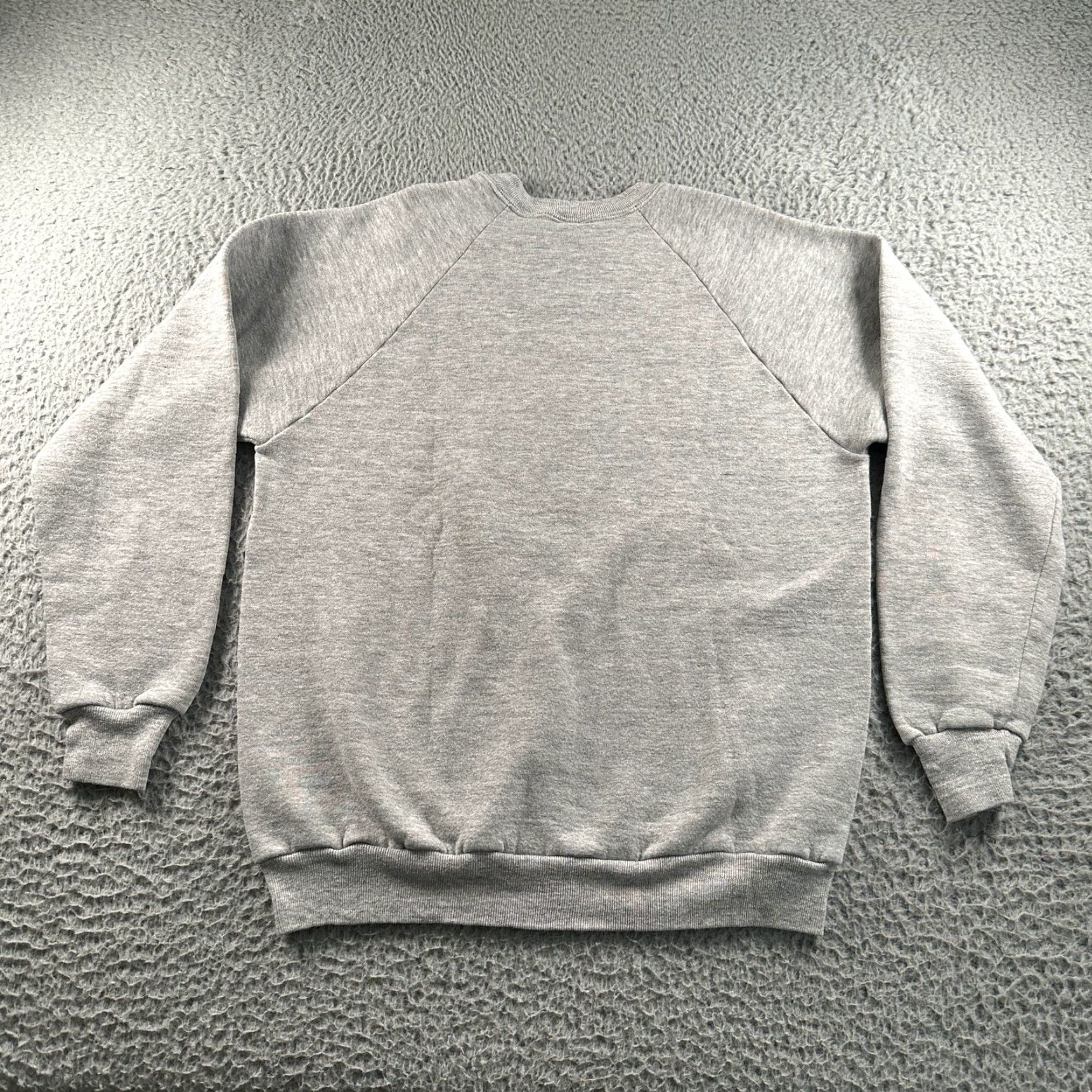Disney Vtg Disney Sweatshirt Size L Gray Mickey Mouse Crewneck Graphic Pullover 90's Size US L / EU 52-54 / 3 - 6 Thumbnail