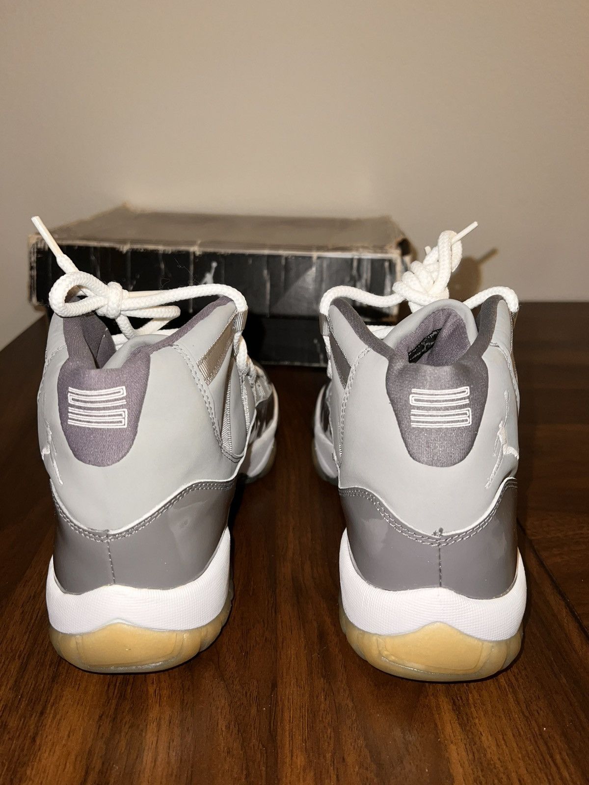 Jordan Brand Air Jordan Retro 11 Cool Grey 2001 Size US 9.5 / EU 42-43 - 7 Thumbnail