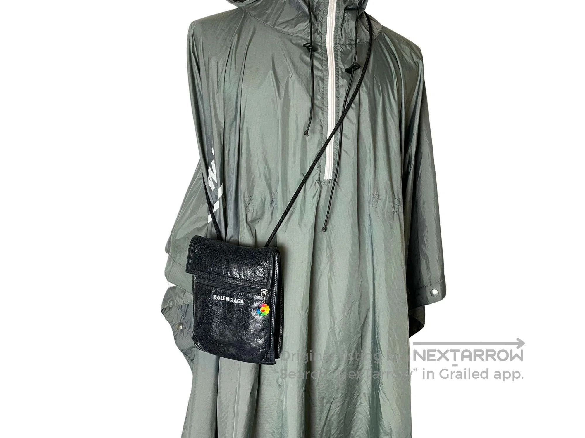 Balenciaga Balenciaga Classic Small Logo Lamb Leather Crossbody Bag Size ONE SIZE - 4 Thumbnail