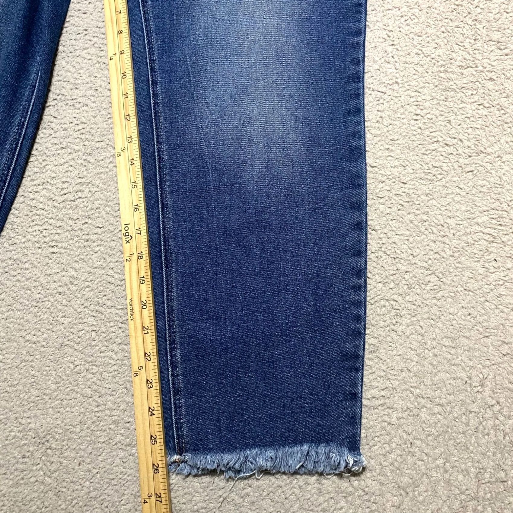 Vintage 1822 Denim Womens 16 Jeans Blue Loose Straight High Rise Raw Hem Distress Size 38" / US 16 / IT 52 - 6 Thumbnail