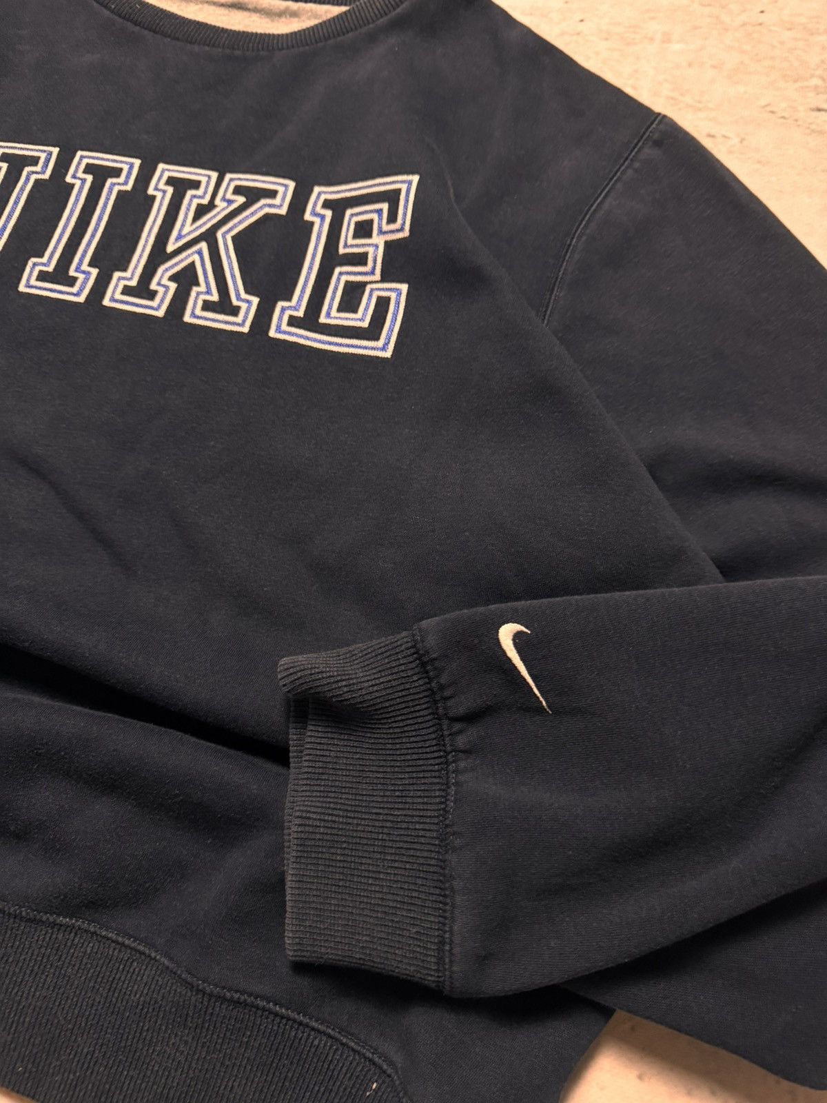 Nike × Vintage NIKE VINTAGE CENTER LOGO OVERSIZE BOXY SWEATSHIRT Size US XL / EU 56 / 4 - 4 Thumbnail