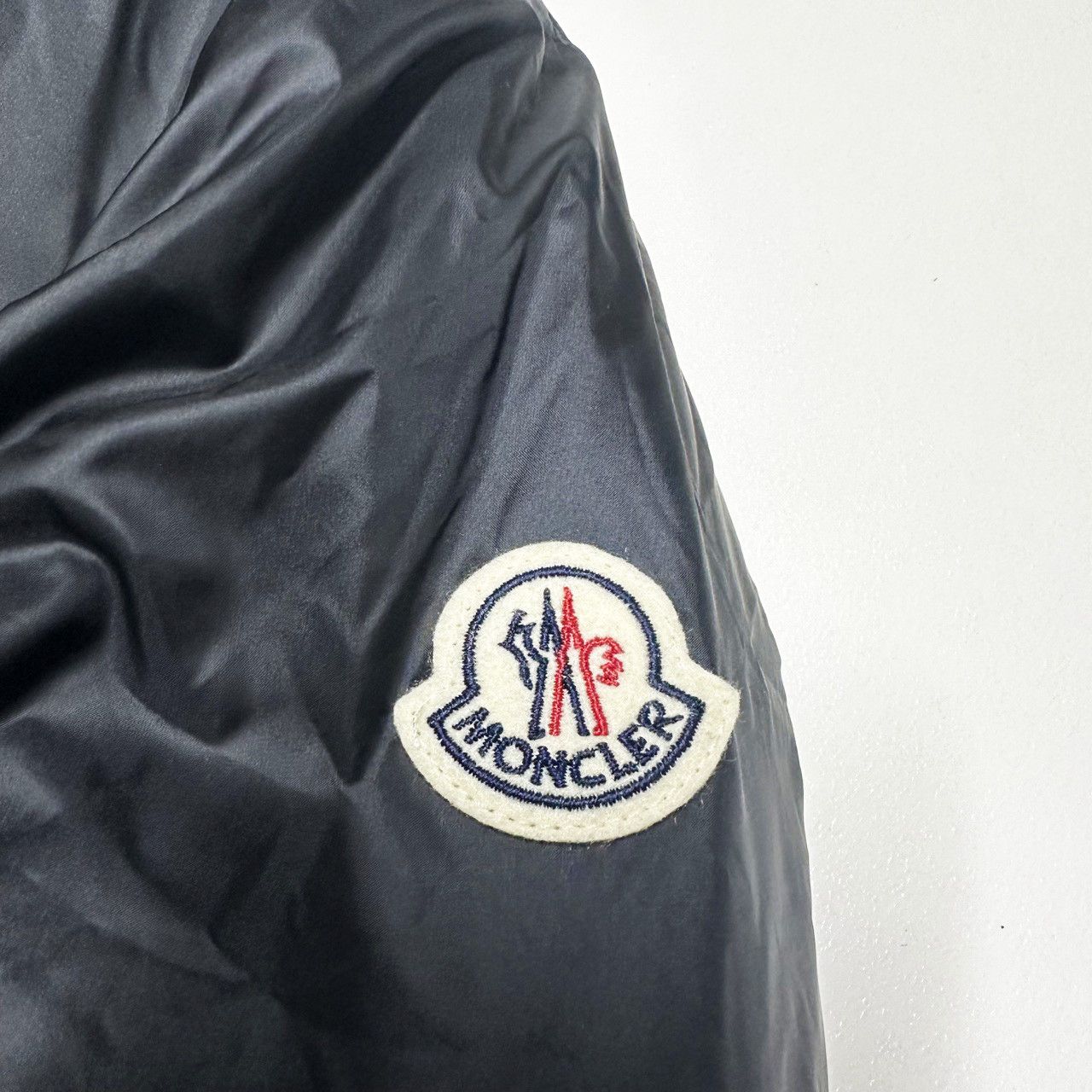 Moncler Moncler Reversible bouchet size 2 medium m black Mens jacket Size US M / EU 48-50 / 2 - 13 Thumbnail