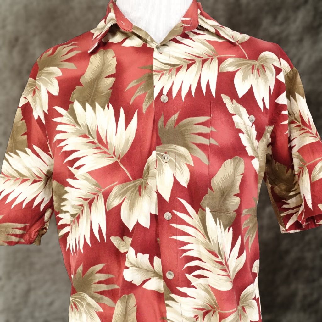 Pierre Cardin PIERRE CARDIN Short Sleeve Red Floral Cotton Button-Up Hawaiian Shirt Mens SZ L - Floral Pattern, 25" Pit to Pit, Vintage? No Size US L / EU 52-54 / 3 - 1 Thumbnail
