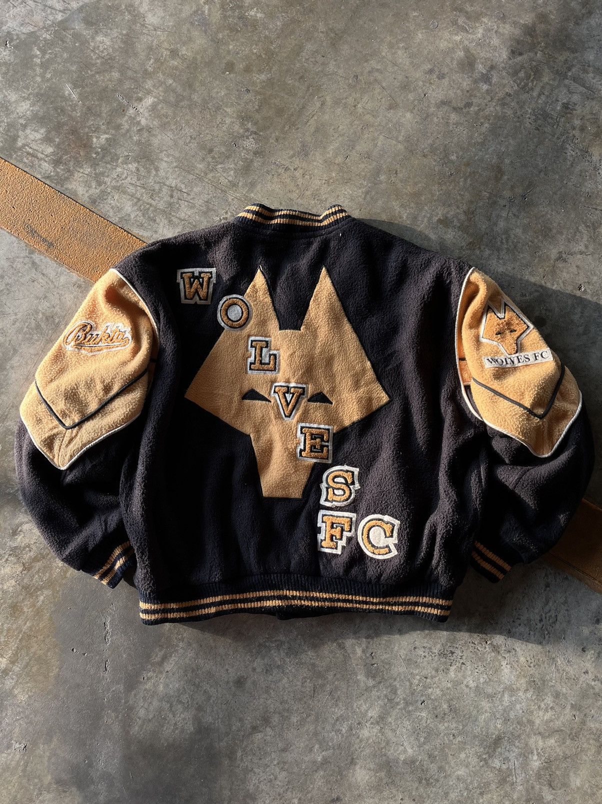 Nike × Vintage Rare Vintage 1992 Bukta Wolverhampton Wanderers F.C. Bombers Size US S / EU 44-46 / 1 - 3 Thumbnail