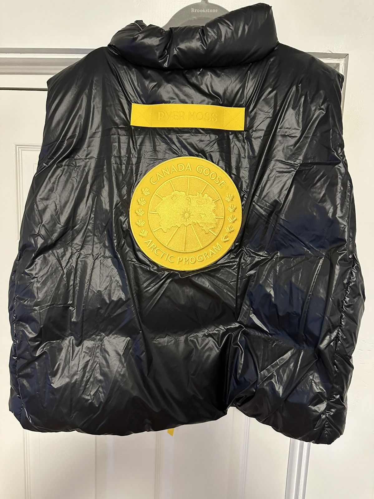 Canada Goose × Pyer Moss Canada Goose x Pyer Moss Vest - Black CG Disc Vest Size US XL / EU 56 / 4 - 5 Thumbnail
