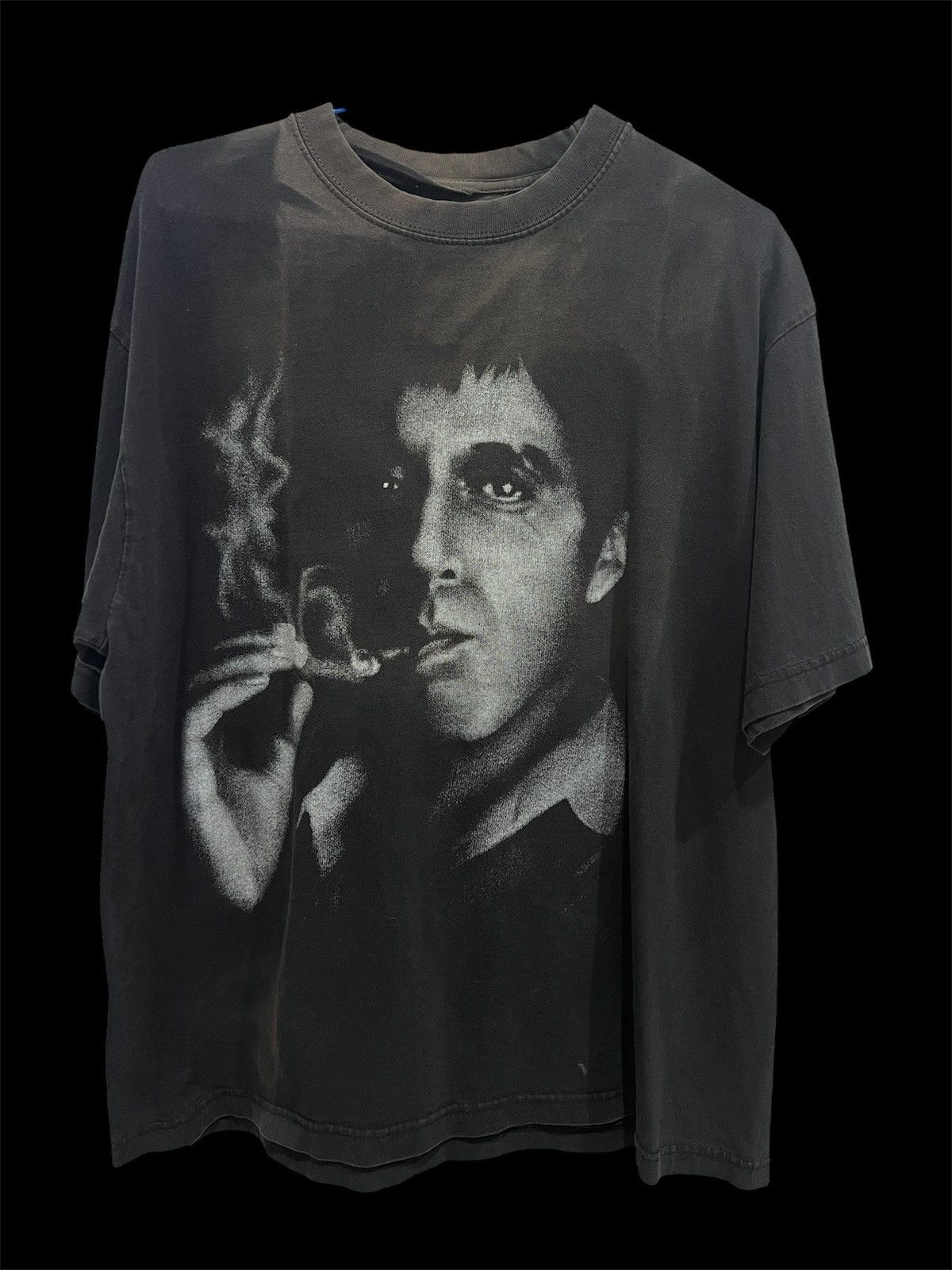 Vintage Vintage Y2K Scarface Tony Montana. movie Tee Thrashed Faded Size US L / EU 52-54 / 3 - 1 Thumbnail