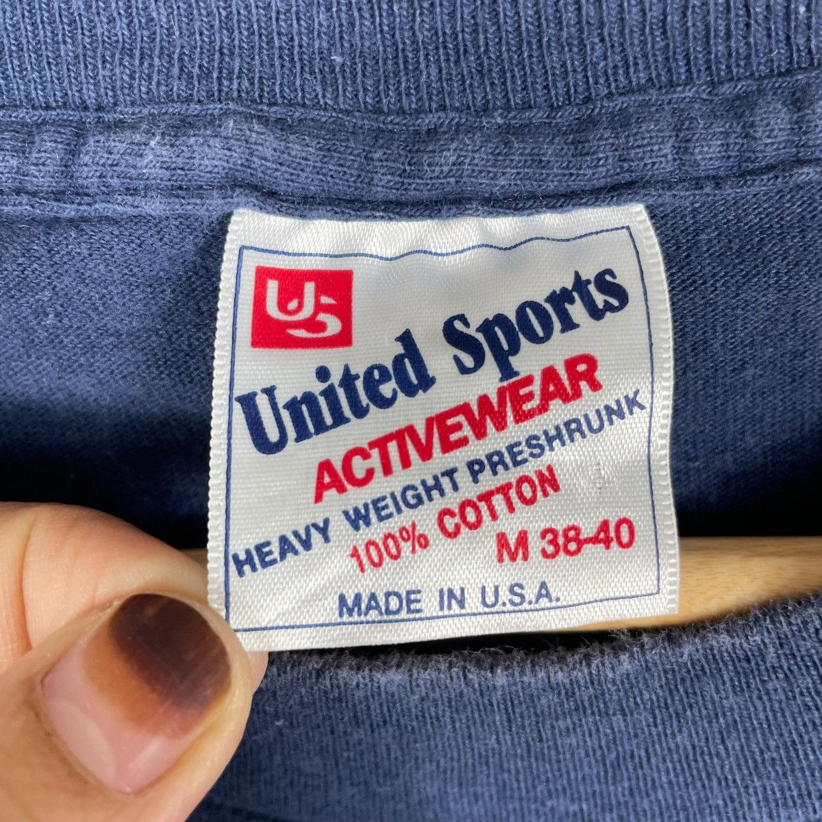 Vintage Vintage 90s United Sports Hawaii Native Navajo Tee Shirt Size US M / EU 48-50 / 2 - 5 Thumbnail