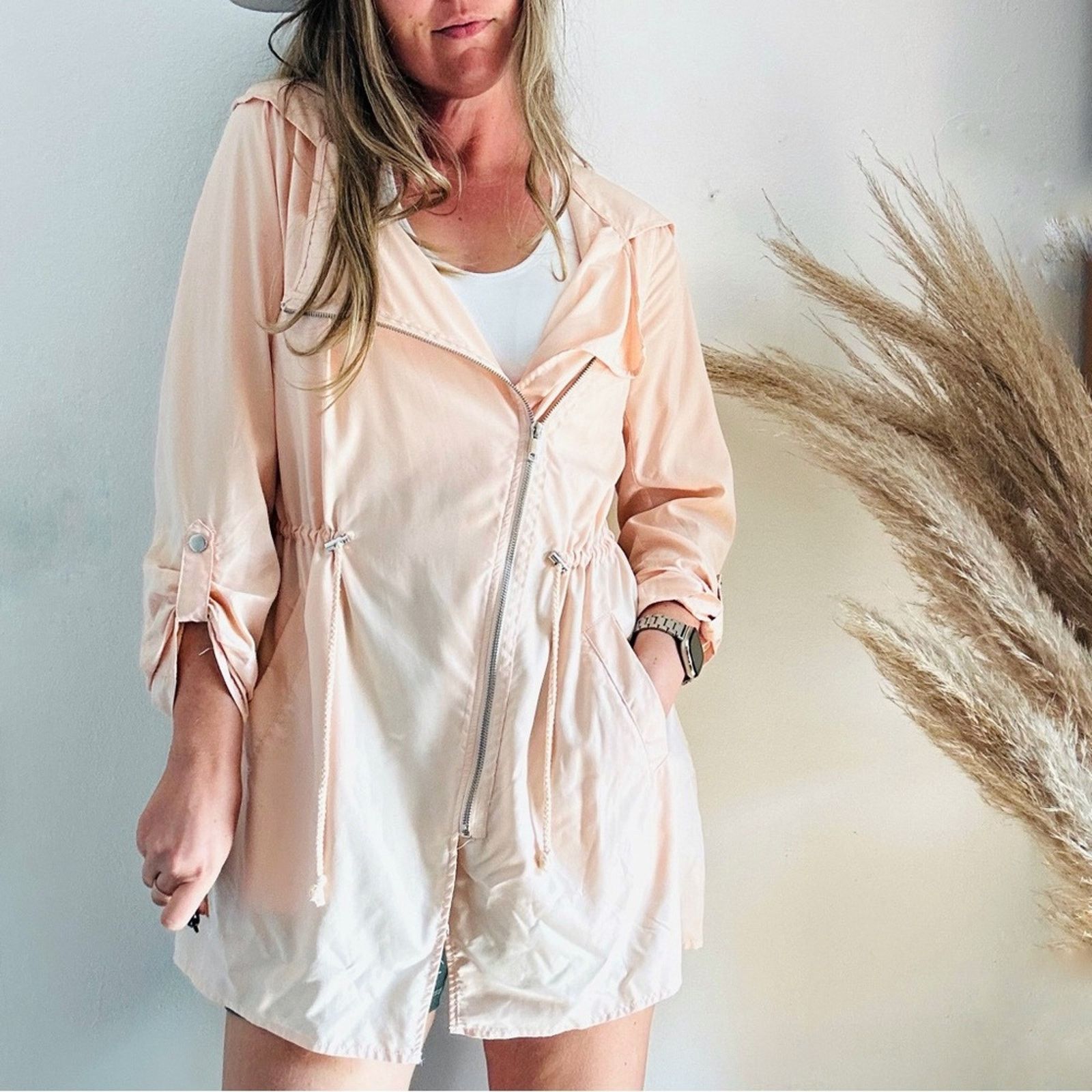 Forever 21 FOREVER 21 Peach Pink Zipper Light Anorak Trench Coat Jacket Size L / US 10 / IT 46 - 2 Thumbnail