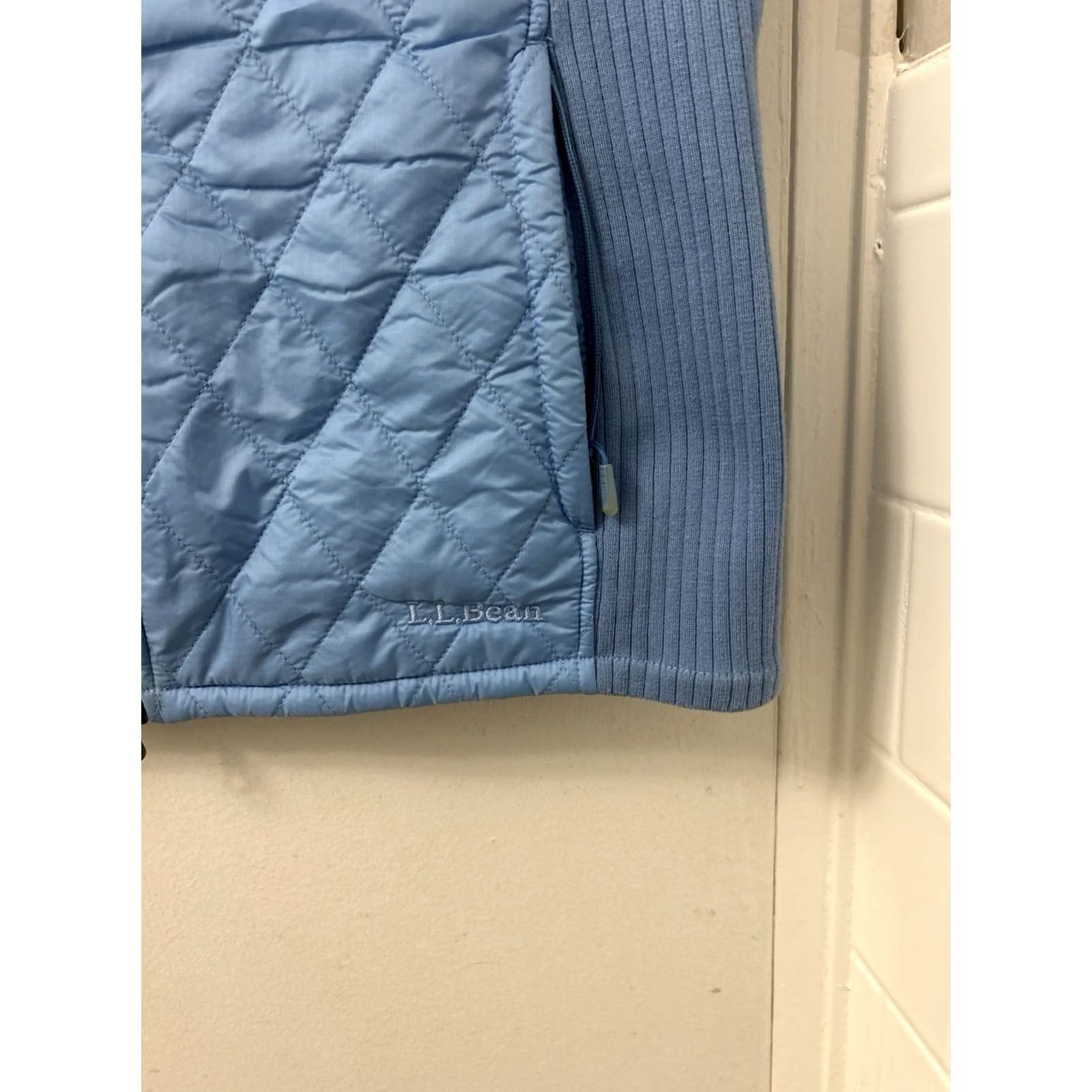Vintage VINTAGE LL Bean Quilted Vest Womens M Blue Full Zip Fleece Lined YKK Jacket 291762 Size M / US 6-8 / IT 42-44 - 4 Thumbnail