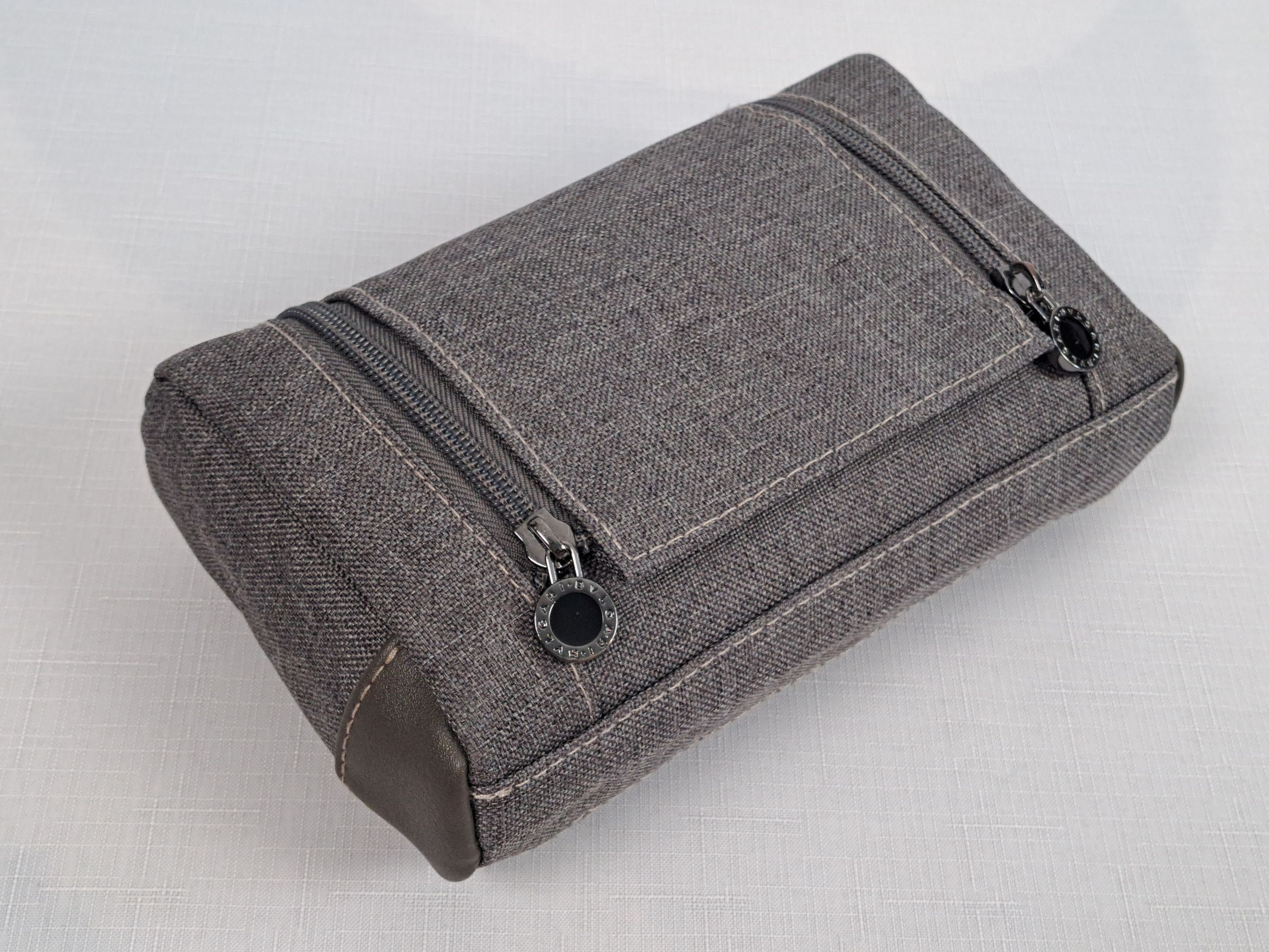 Bvlgari Bvlgari cosmetic travel/toilet bag. Size ONE SIZE - 1 Thumbnail