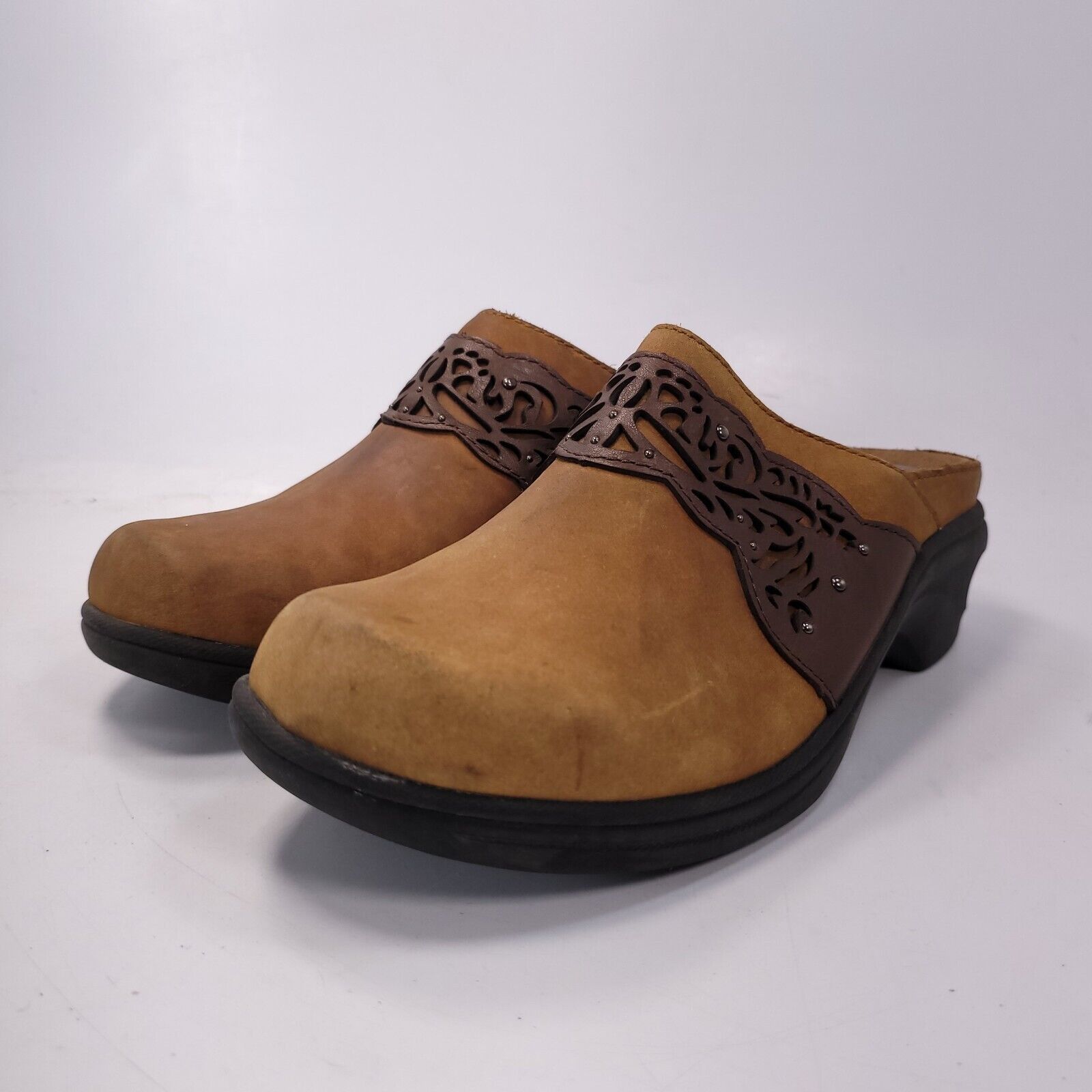 Ariat Ariat Leather Casual Mule Clog Shoe Womens Size 6.5 21435 Size US 6.5 / IT 36.5 - 1 Thumbnail