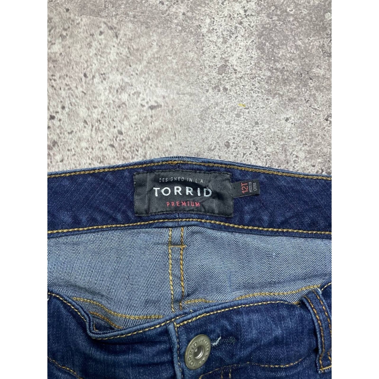 Vintage Vintage Torrid Stretch Jeans Size L Straight Leg Denim Pants Size 34" / US 12 / IT 48 - 6 Thumbnail