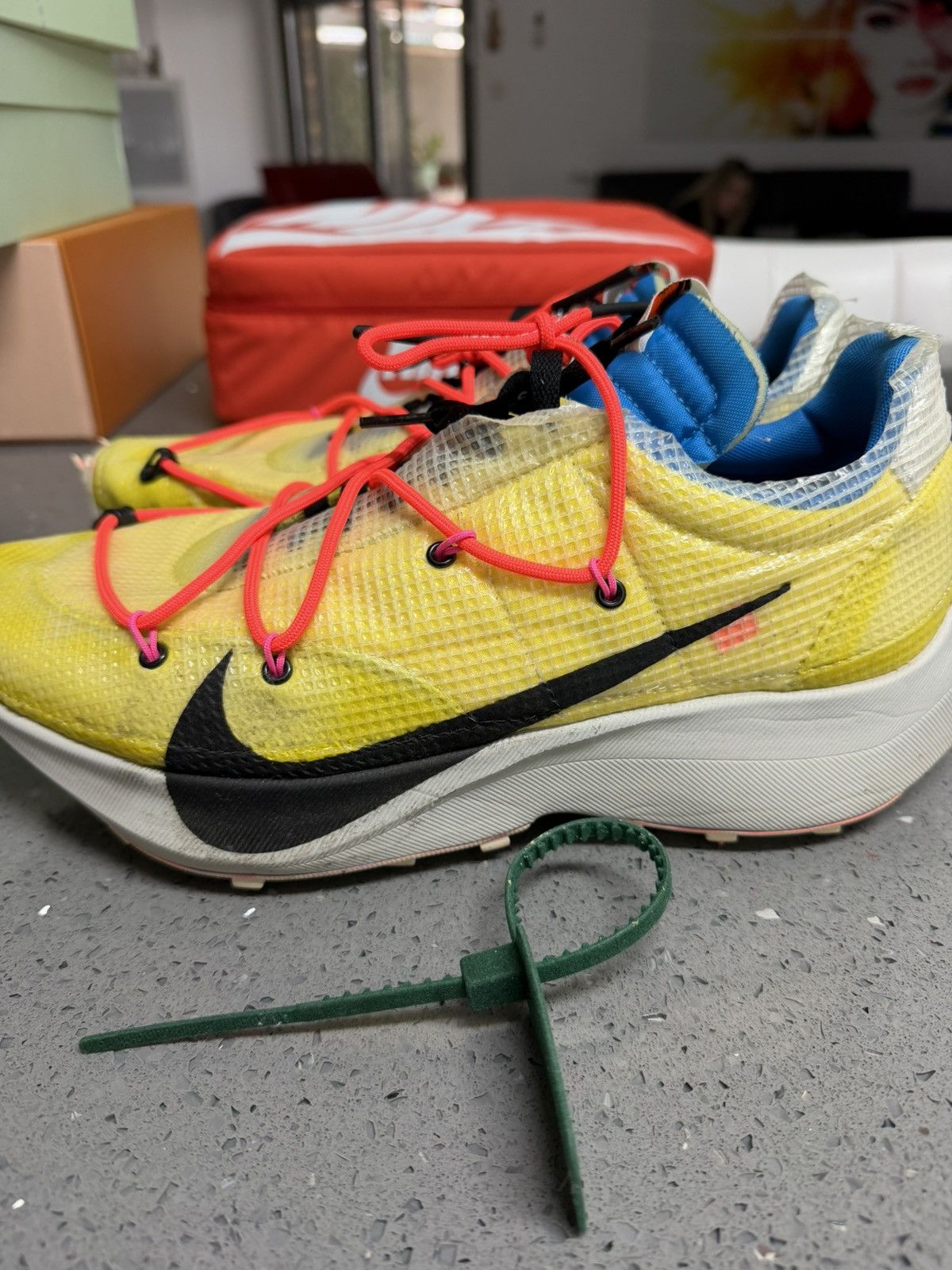 Nike × Off-White Nike Vapor Street Tour Yellow 14US / 47EU Size US 14 / EU 47 - 3 Thumbnail
