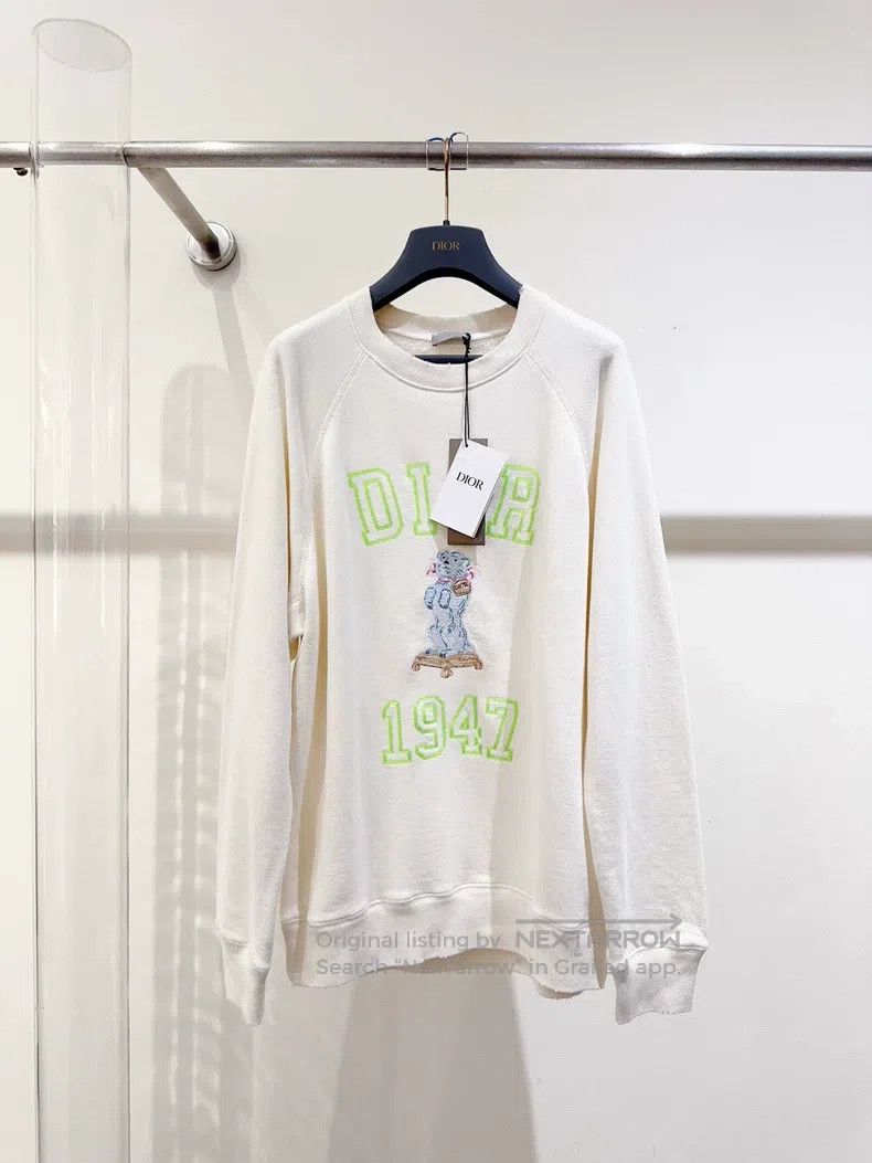 Dior Dior Bear Embroidered Sweatshirt Size XS / US 0-2 / IT 36-38 - 1 Thumbnail