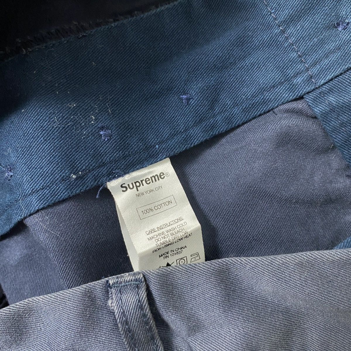 Supreme Supreme Crown Logo Chinos Pants Size US 33 - 7 Thumbnail