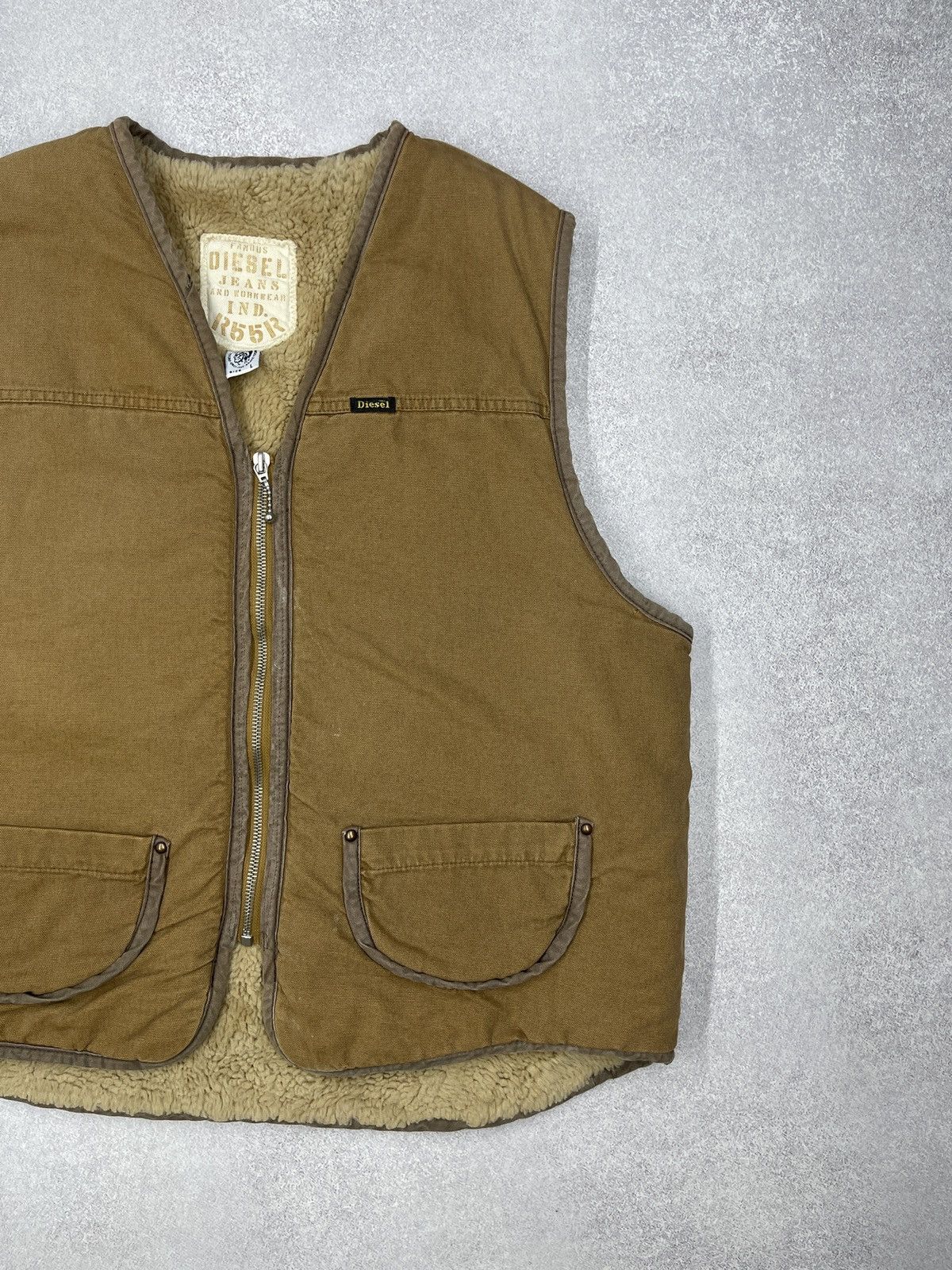 Diesel Vintage Diesel Workwear Vest Deep Pile Beige Made in Italy Size US L / EU 52-54 / 3 - 3 Thumbnail